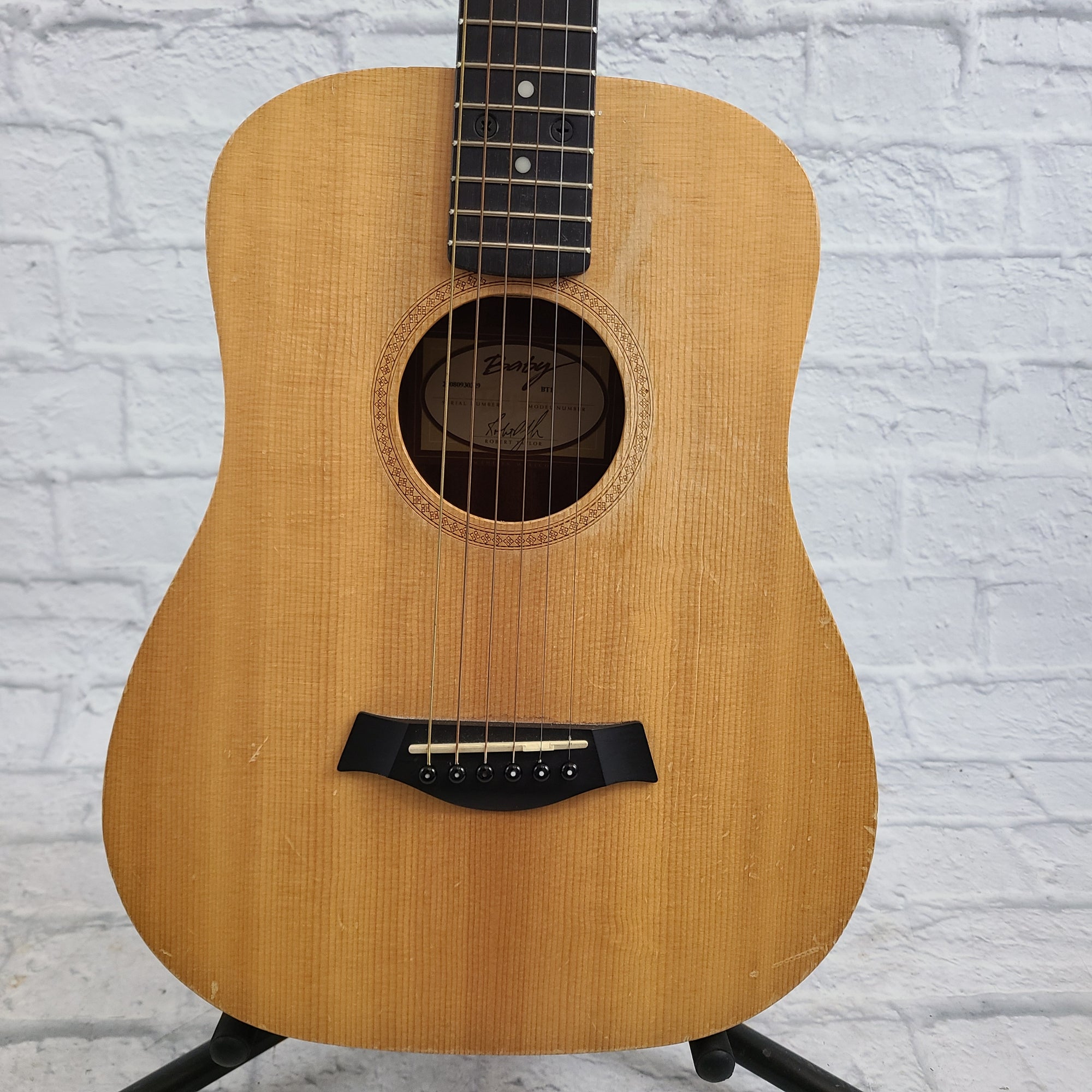 Taylor BT1 Mini/ Travel Acoustic Guitar