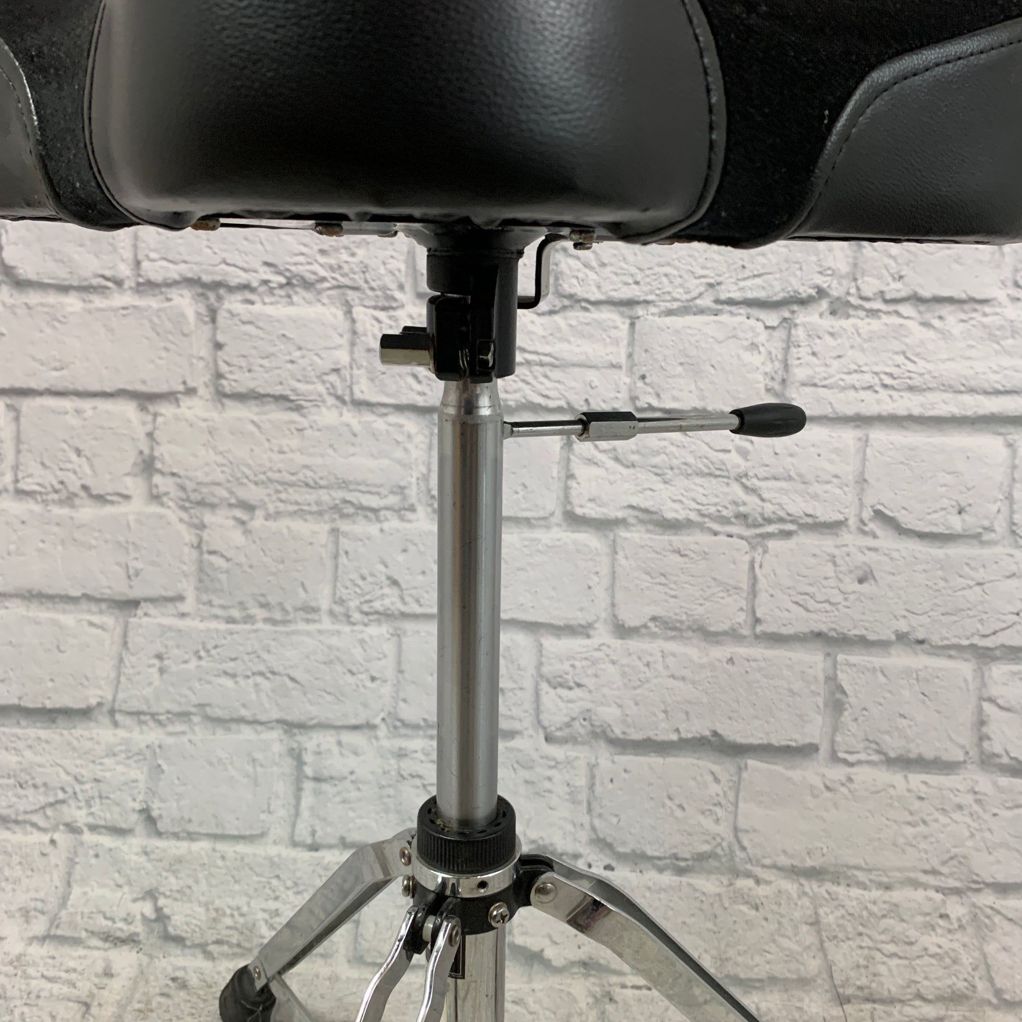SP Sound Percussion Hydraulic Drum Throne With Saddle Seat