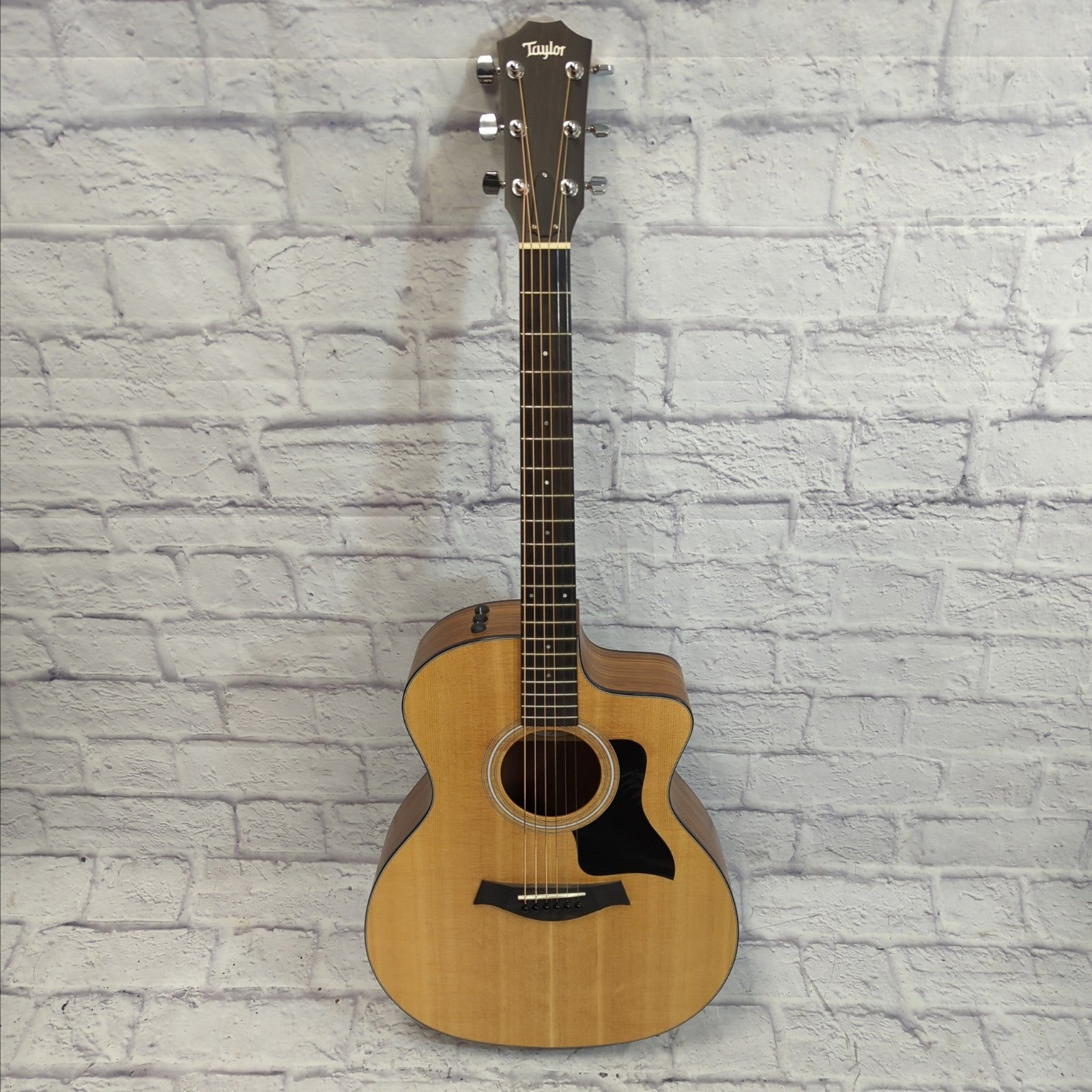 Taylor 114ce Walnut with ES2 Electronics 2018 Acoustic Guitar w/ Bag