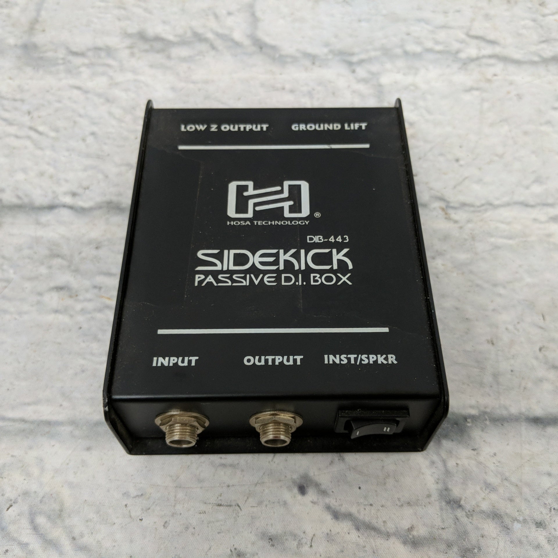 Hosa DIB-443 Sidekick Passive DI Box - Evolution Music