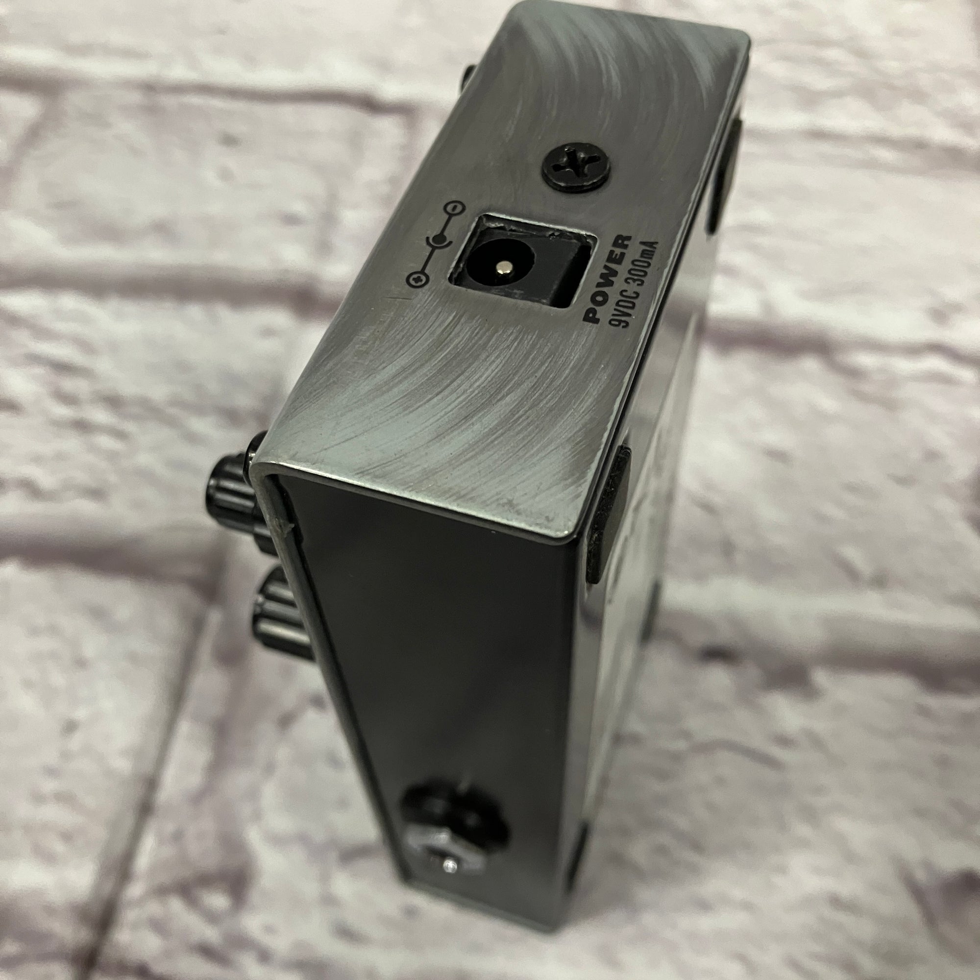 freqout pedal alternative Digitech FreqOut Natural Feedback Creator Pedal