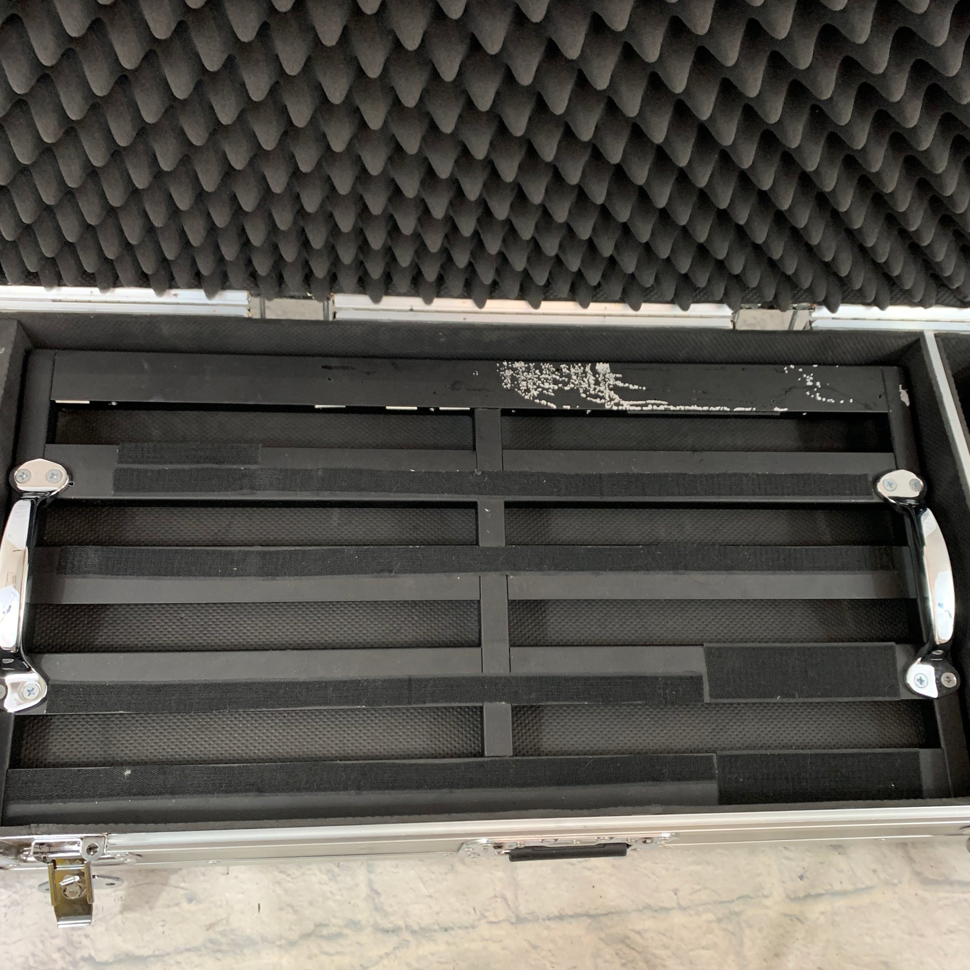 Pedaltrain Pro Pedal Board w/ Wheeled Tour Case