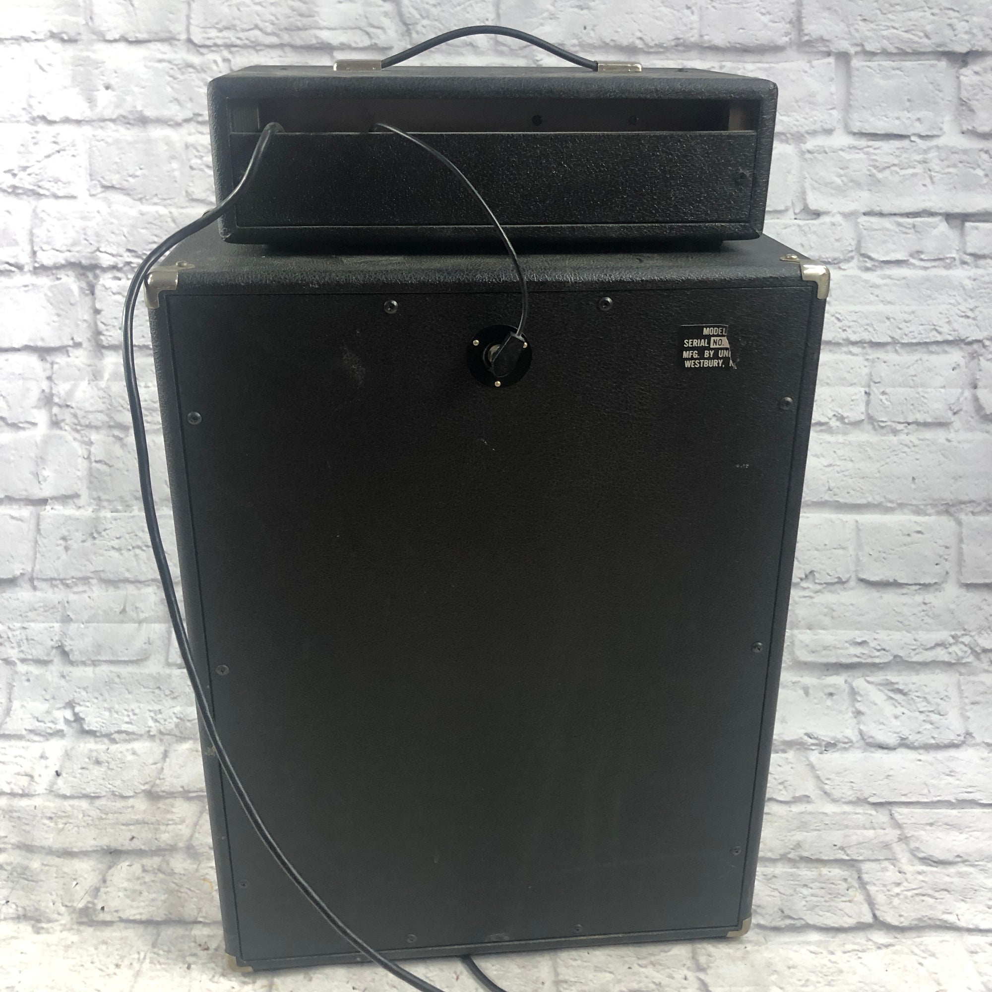 Univox UB250 Bass head & 115 Cabinet Bass Head