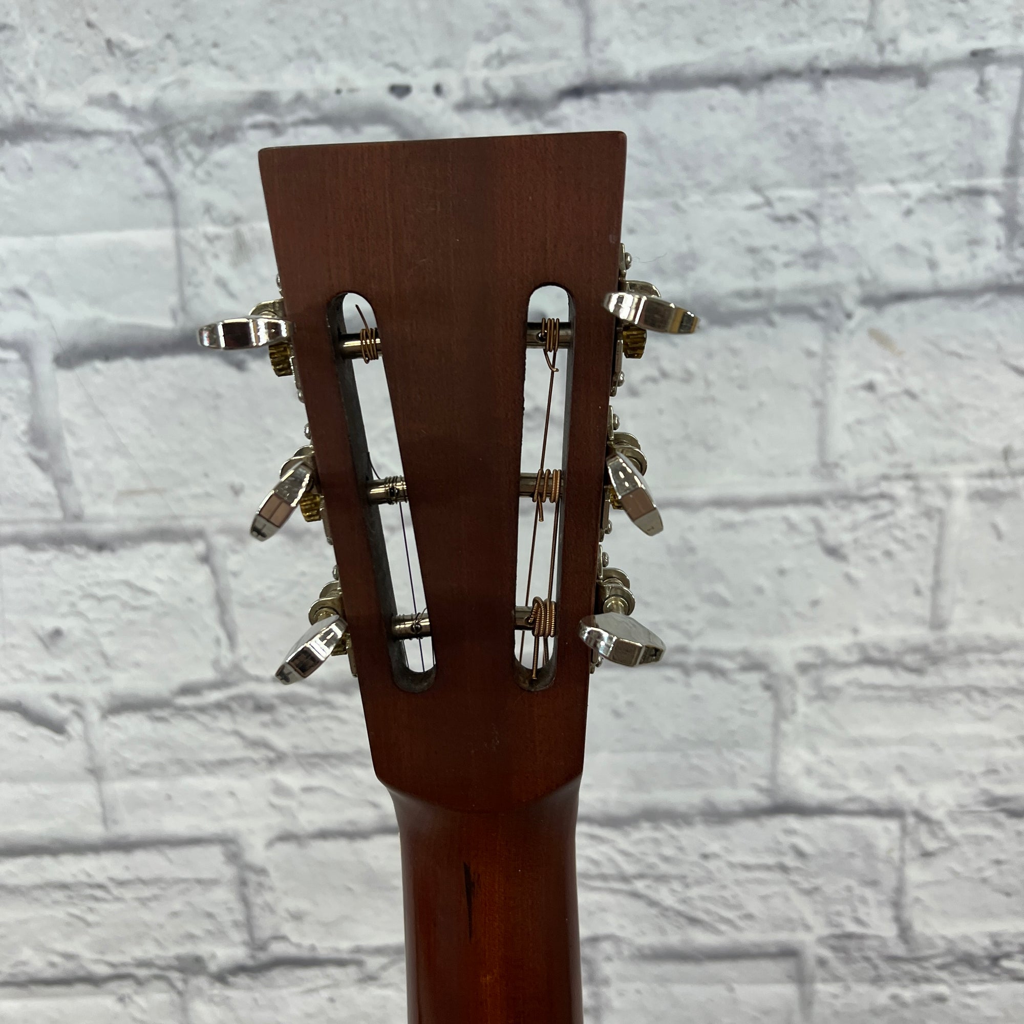 Republic Tri-Cone Resonator with Case