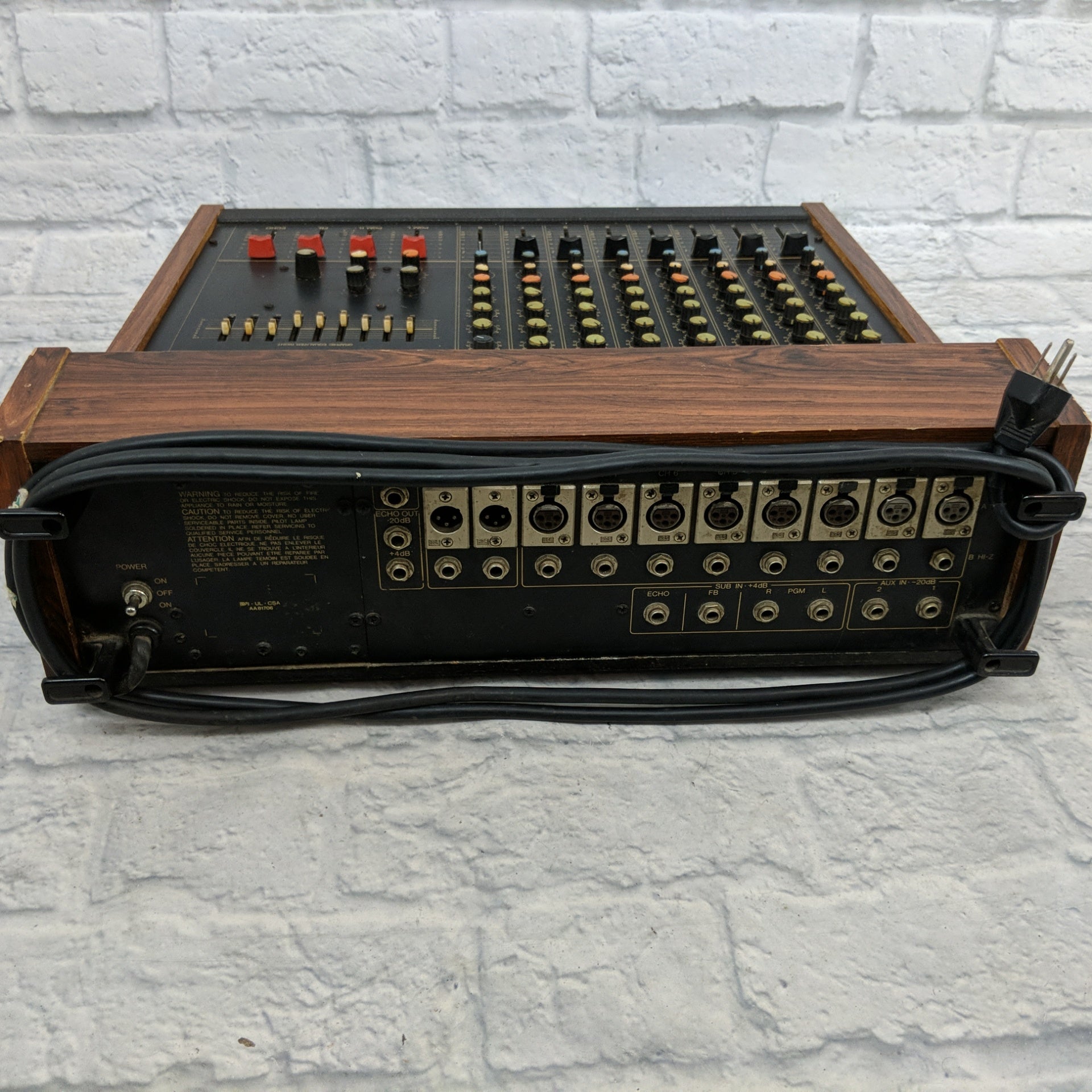 Yamaha 802 Sound Reinforcement Mixer MQ Series - Evolution Music