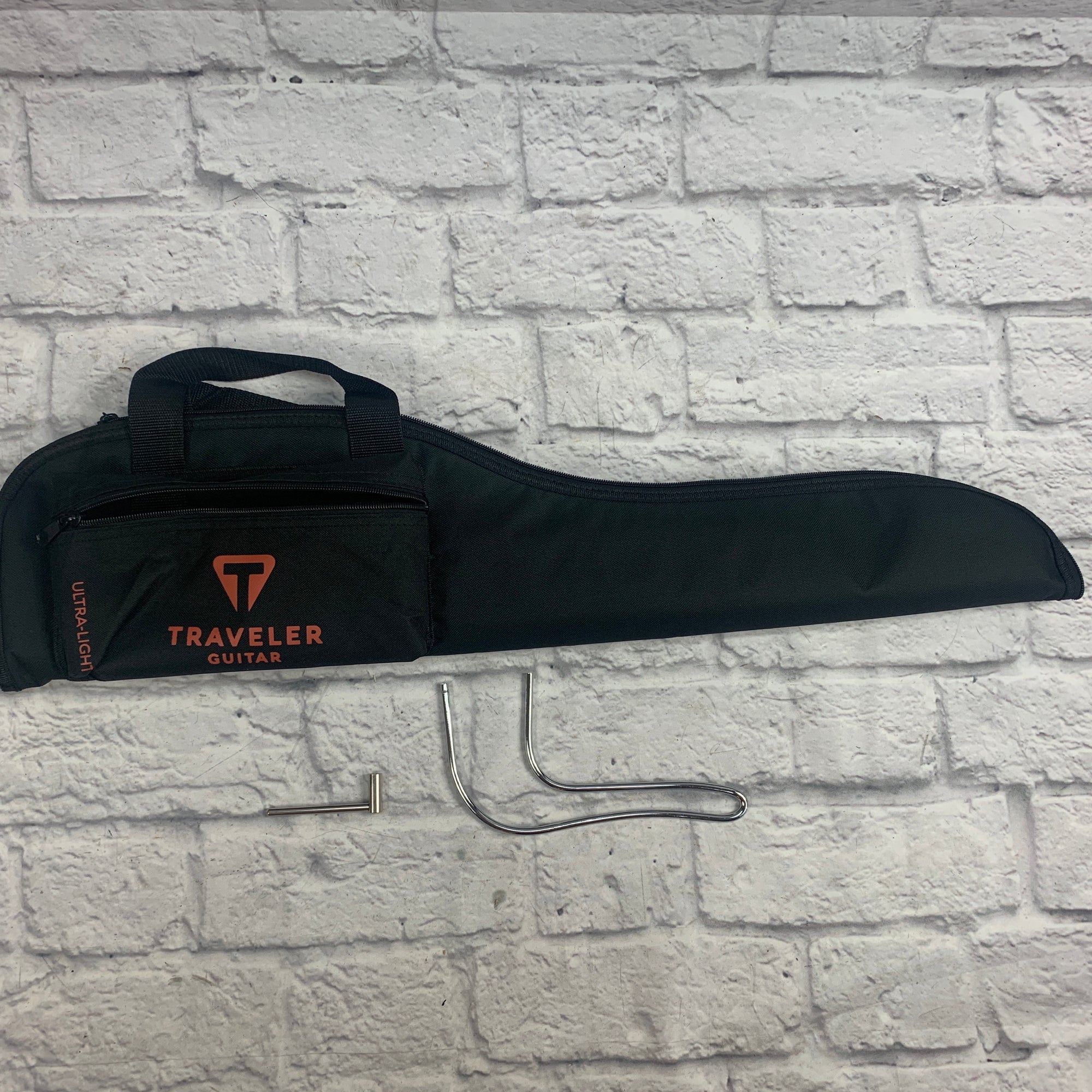Traveler Ultra-light Natural Acoustic Electric Guitar