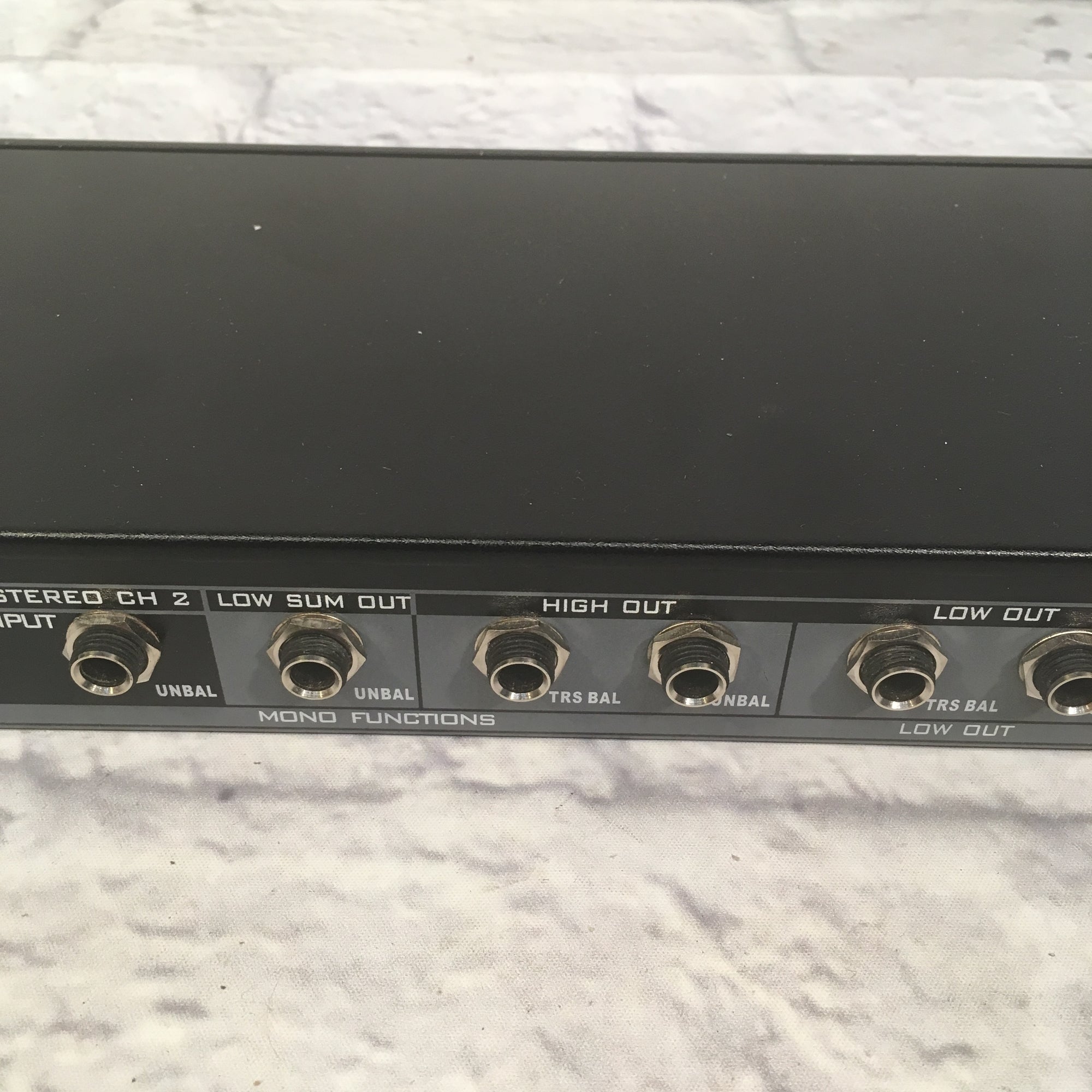 Peavey PV 23XO Precision 2/3 Way Crossover