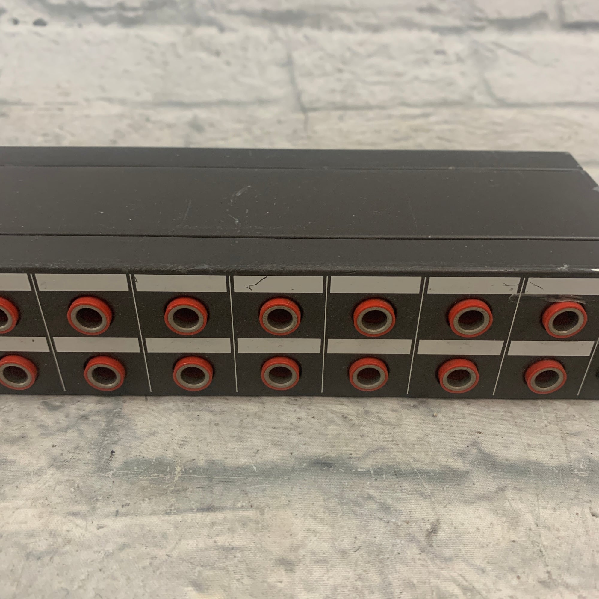 Tascam PB-32P Rack Patchbay - Evolution Music