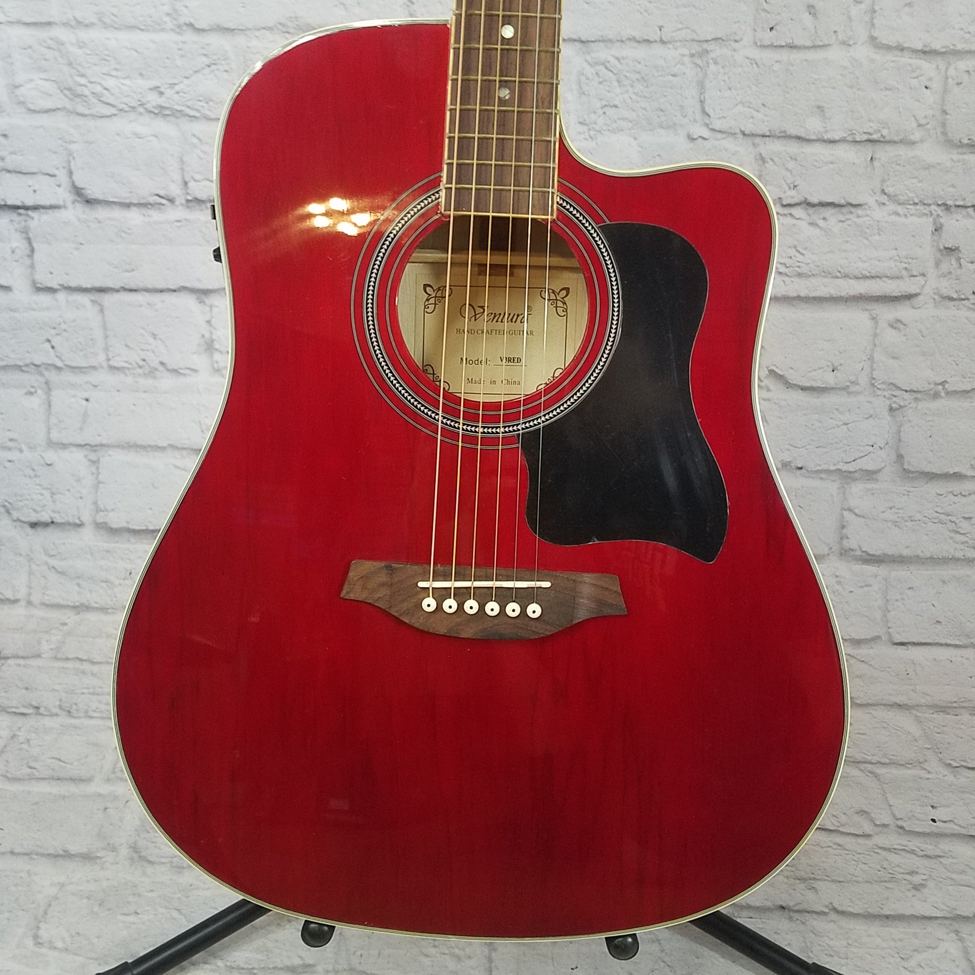 Ventura V3 Acoustic Guitar Red - Evolution Music