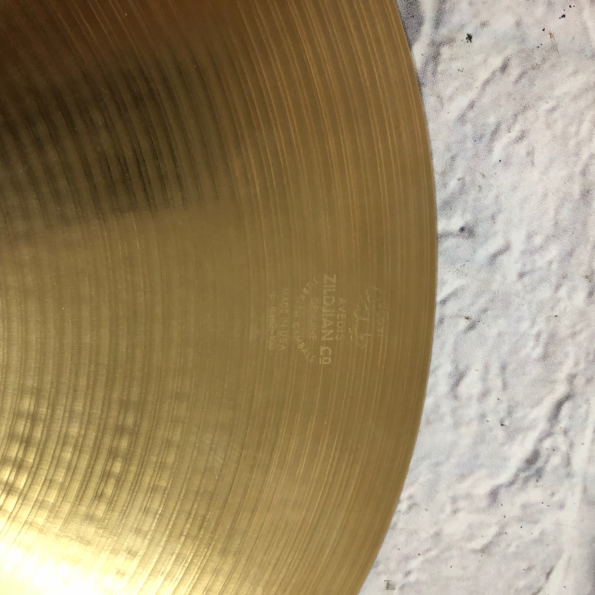 Zildjian 16in Avedis Medium Thin Crash Cymbal