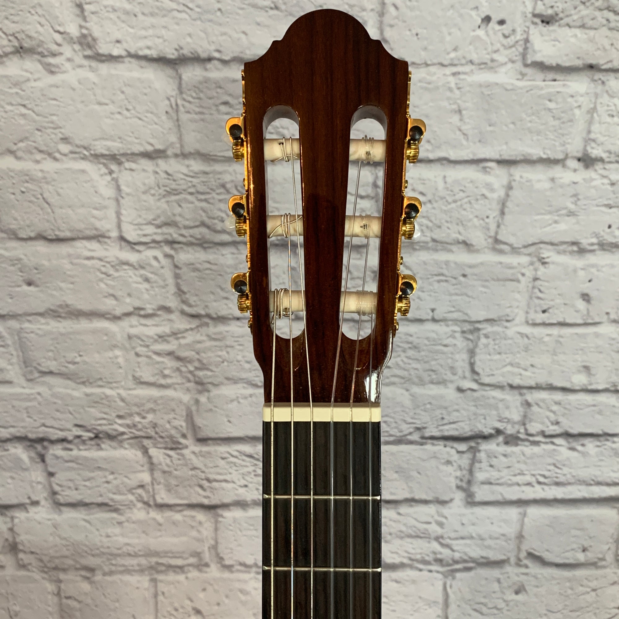 Sollana SN630CE Classical Guitar