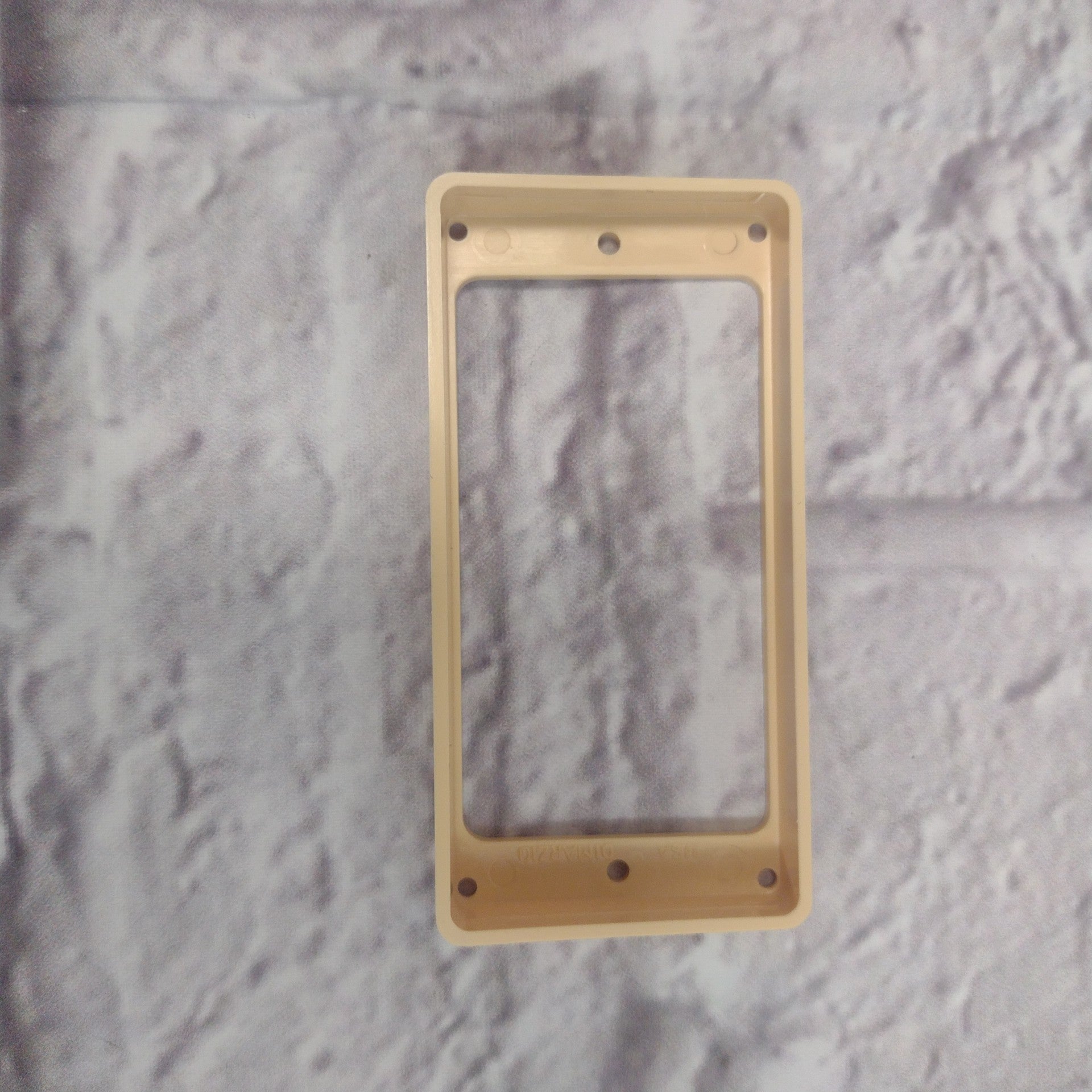 Dimarzio Vintage Humbucker Pickup Ring Cream