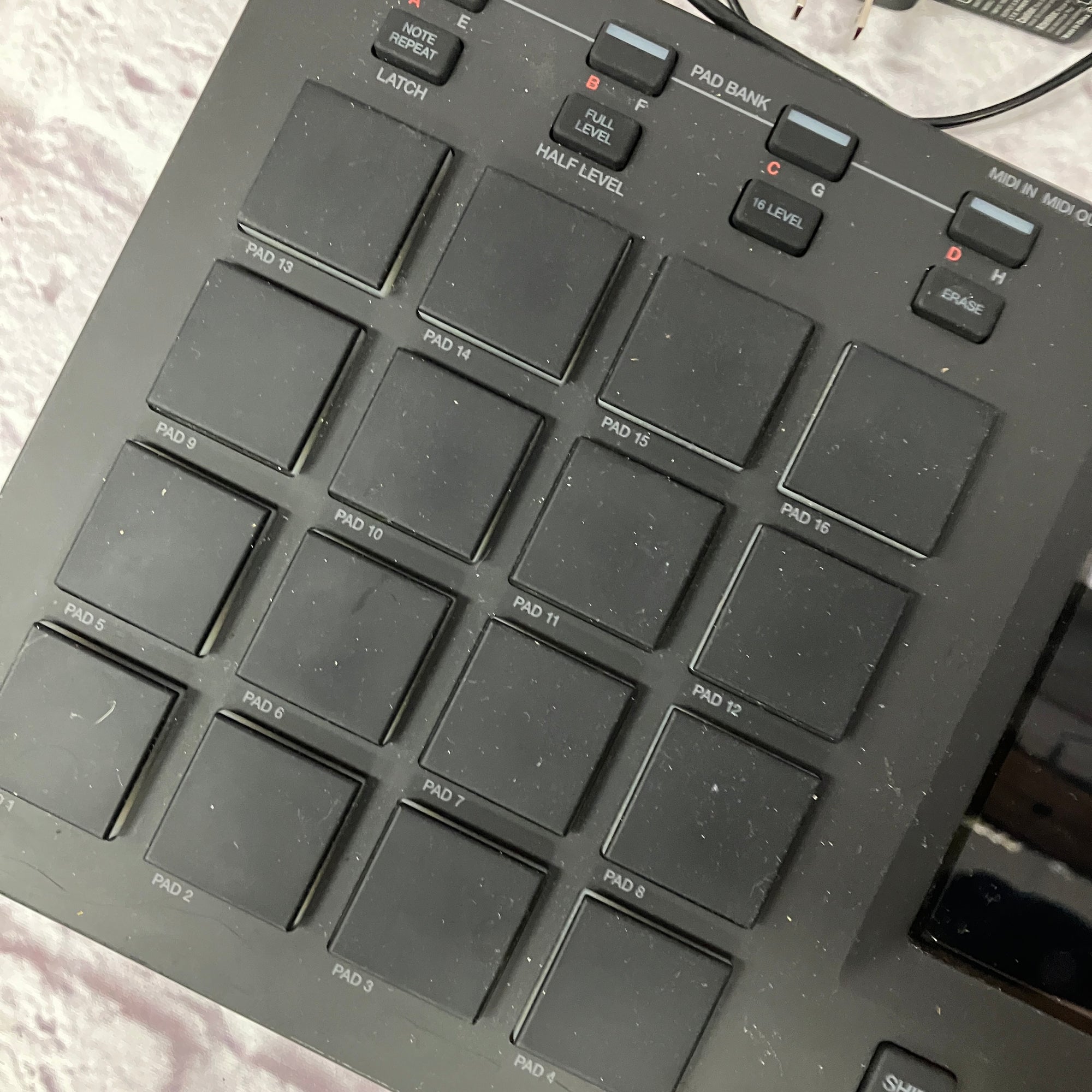 Akai MPC Touch Drum Machine Controller Evolution Music