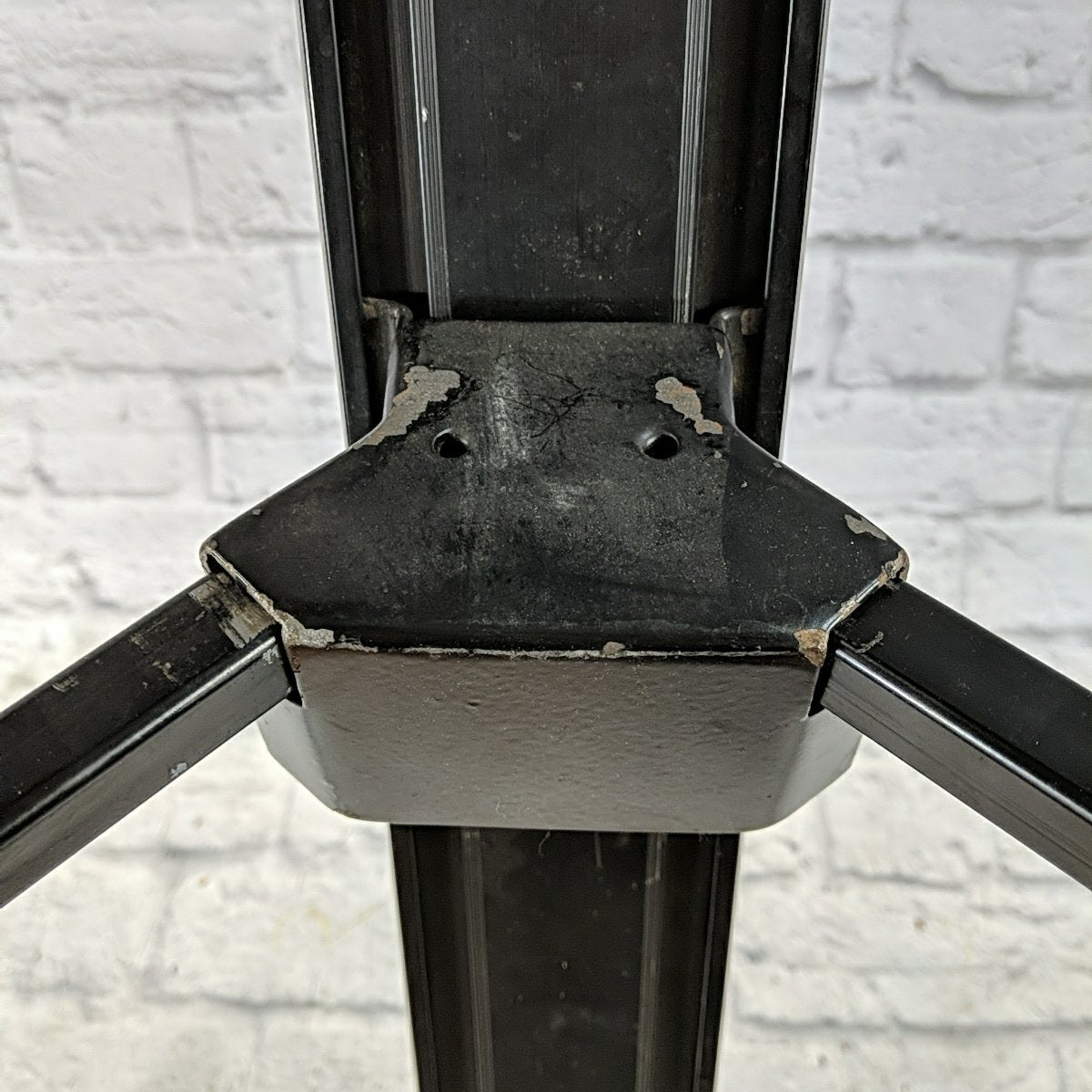 Ultimate Support Deltex Keyboard Stand