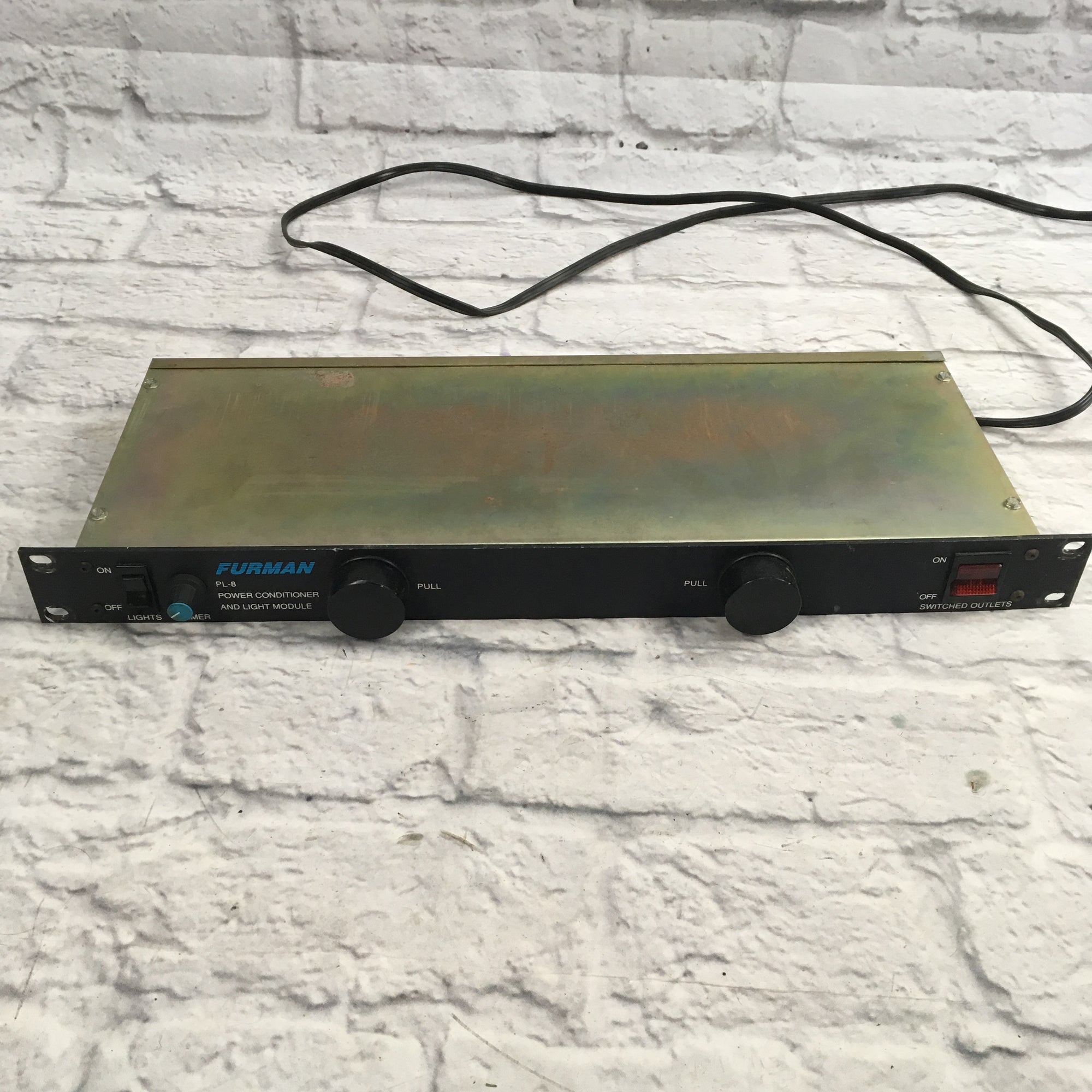 Furman PL-8 Power Conditioner