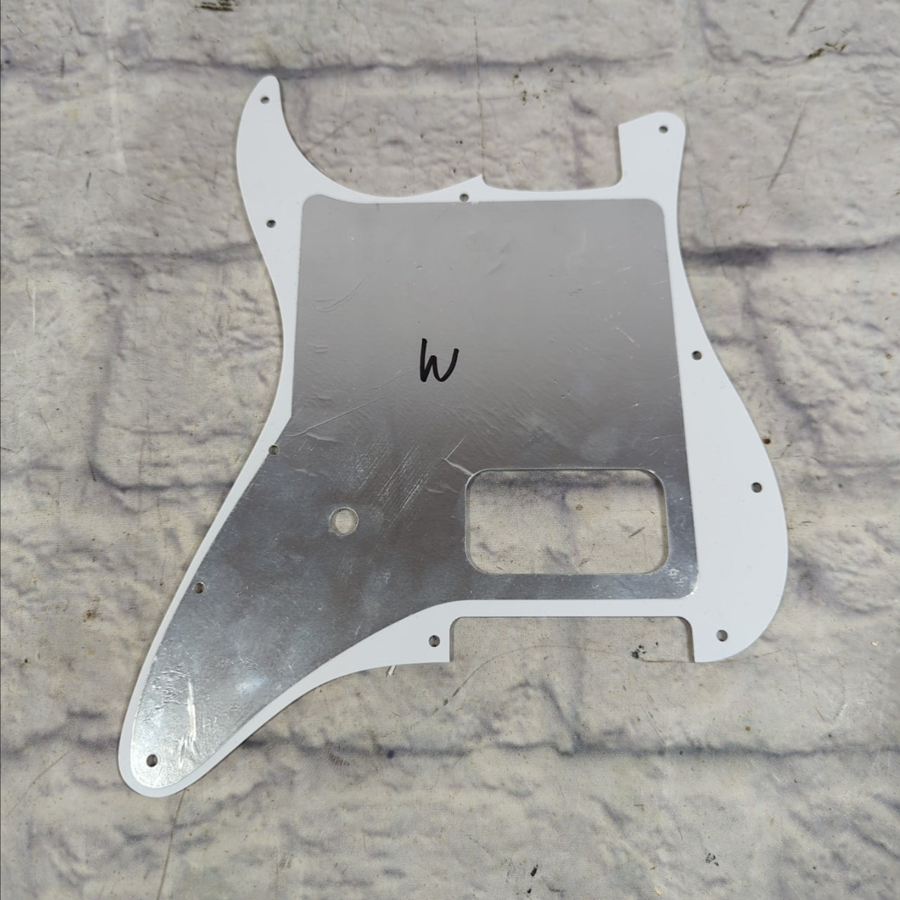 Fender Stratocaster 11 Hole Delonge Humbucker Pickguard