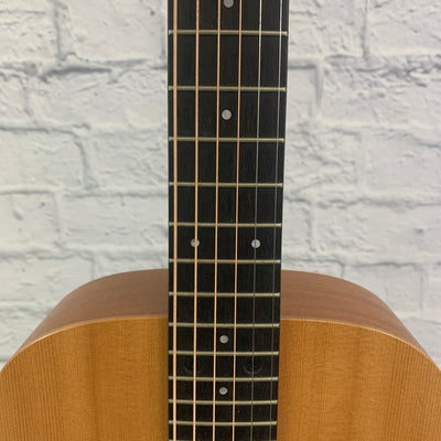 Taylor Baby BT1 Travel Size Acoustic Guitar w/ Gig Bag