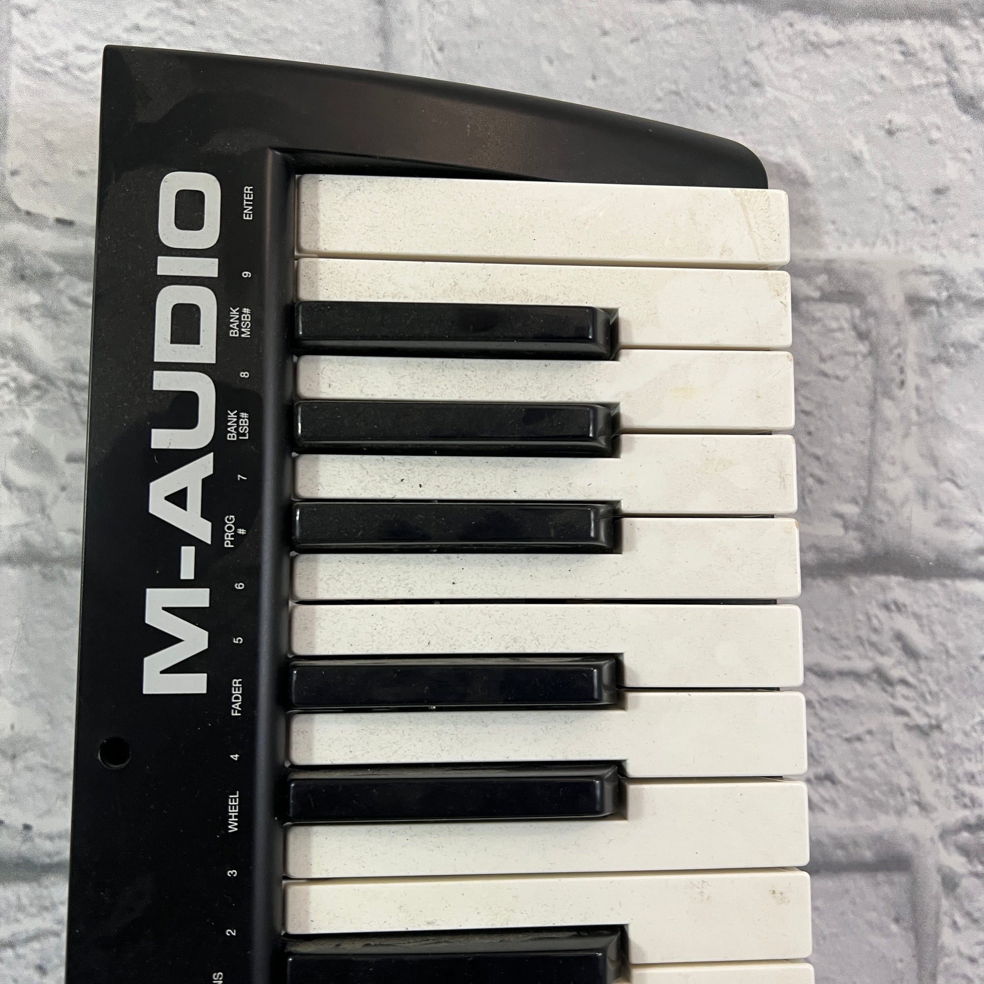 M Audio Keystation 49es Midi Controller