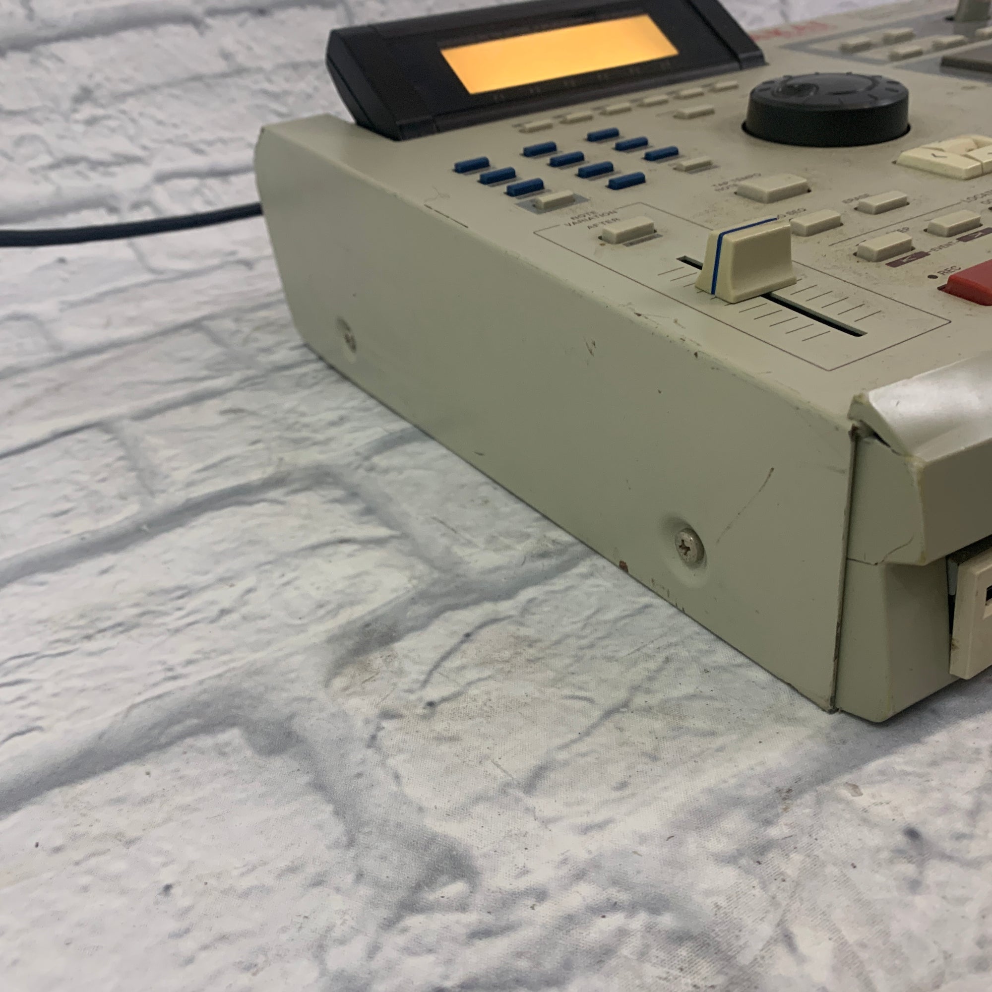Akai MPC2000XL AS IS