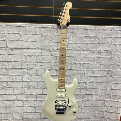 Charvel San Dimas Pro Mod HSS FR Electric Guitar Blizzard Pearl B-Stock