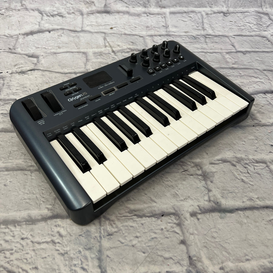 M Audio Oxygen 25 USB Midi Controller
