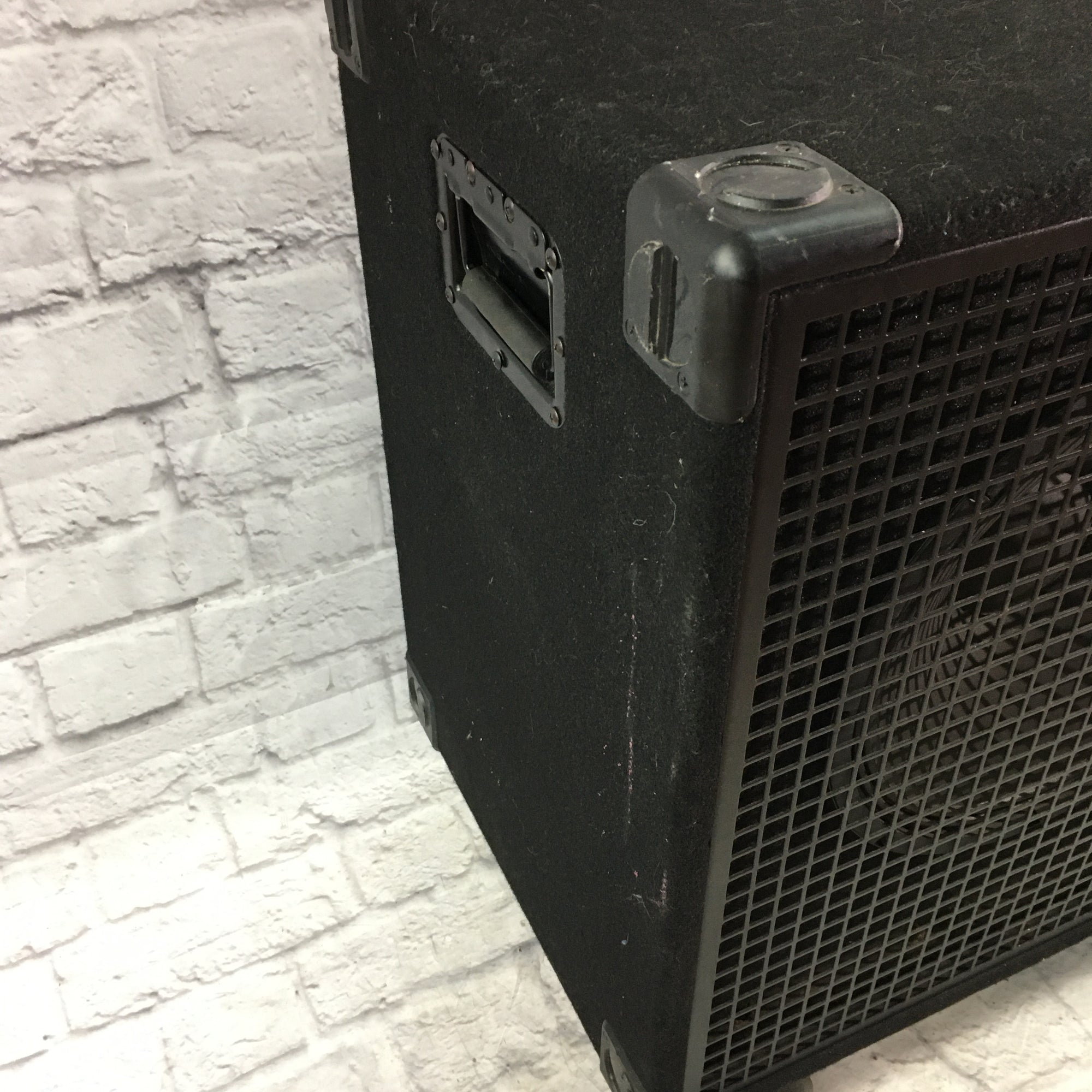 GK 1x15 Celestion BL15-400 Bass Cabinet