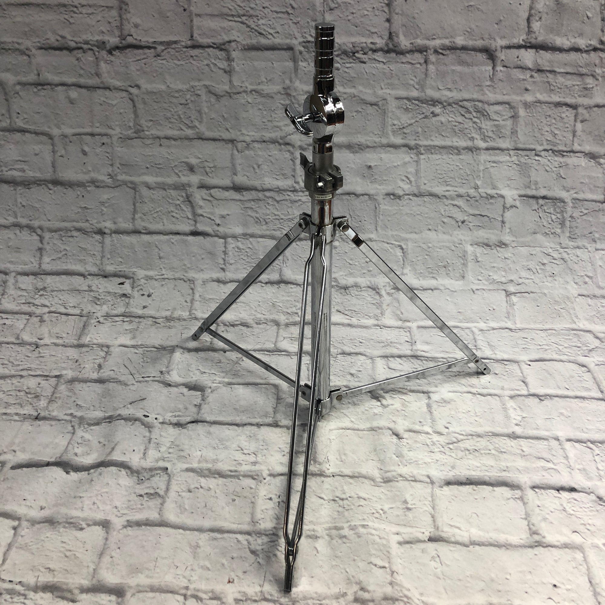 Rogers Memriloc Tom Stand