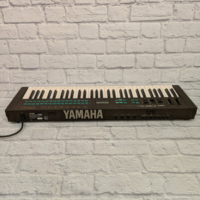 Yamaha DX21 61 Key Digital Synth Keyboard