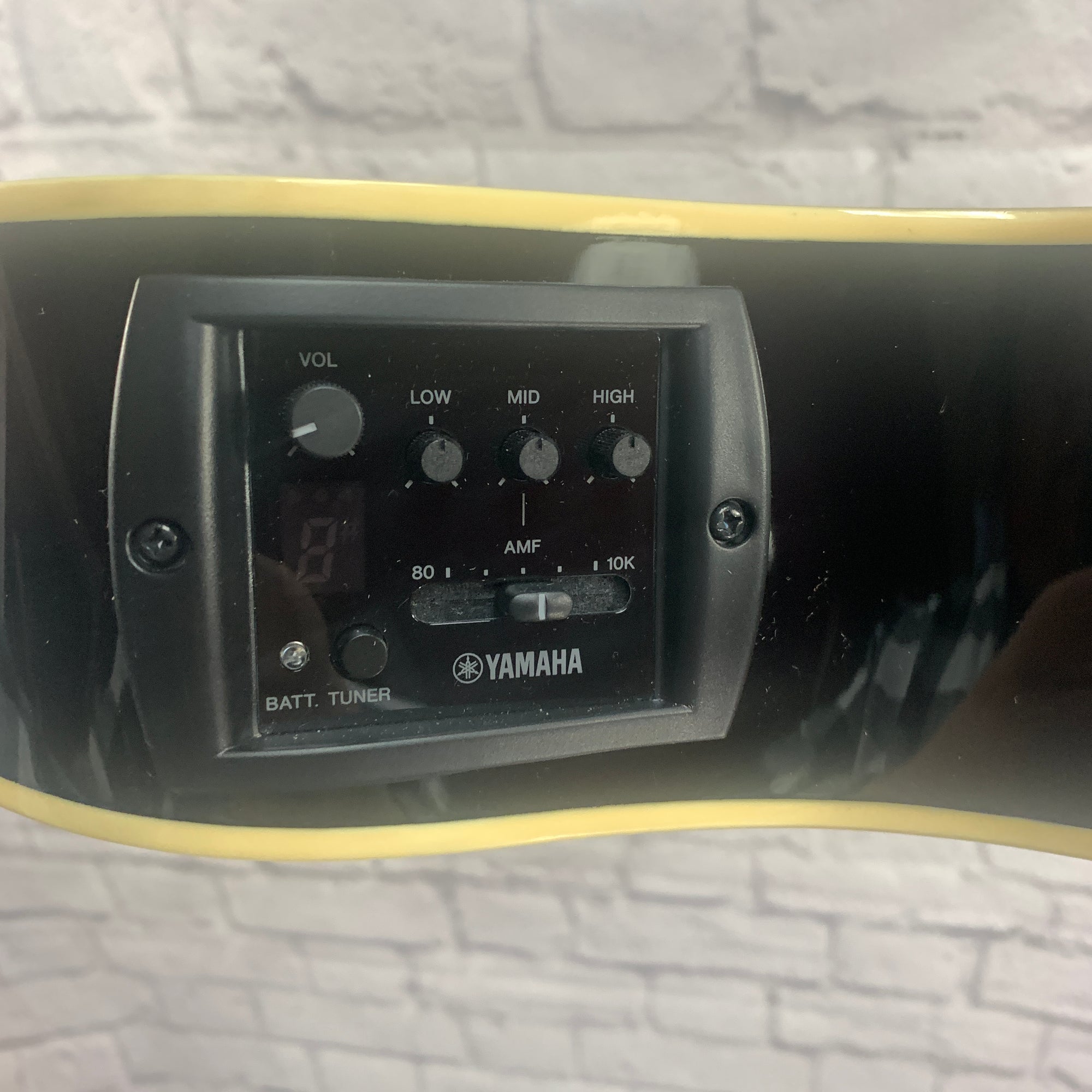 Yamaha APX600 Acoustic Electric Guitar