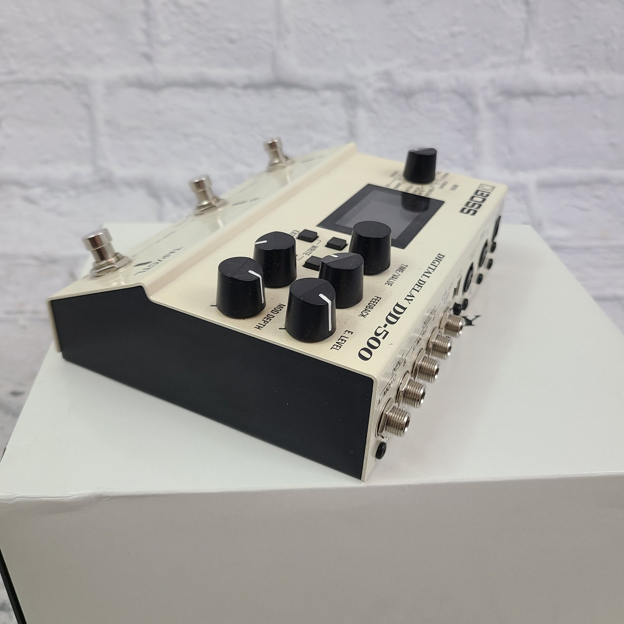 Boss Digital Delay 500 Delay Pedal