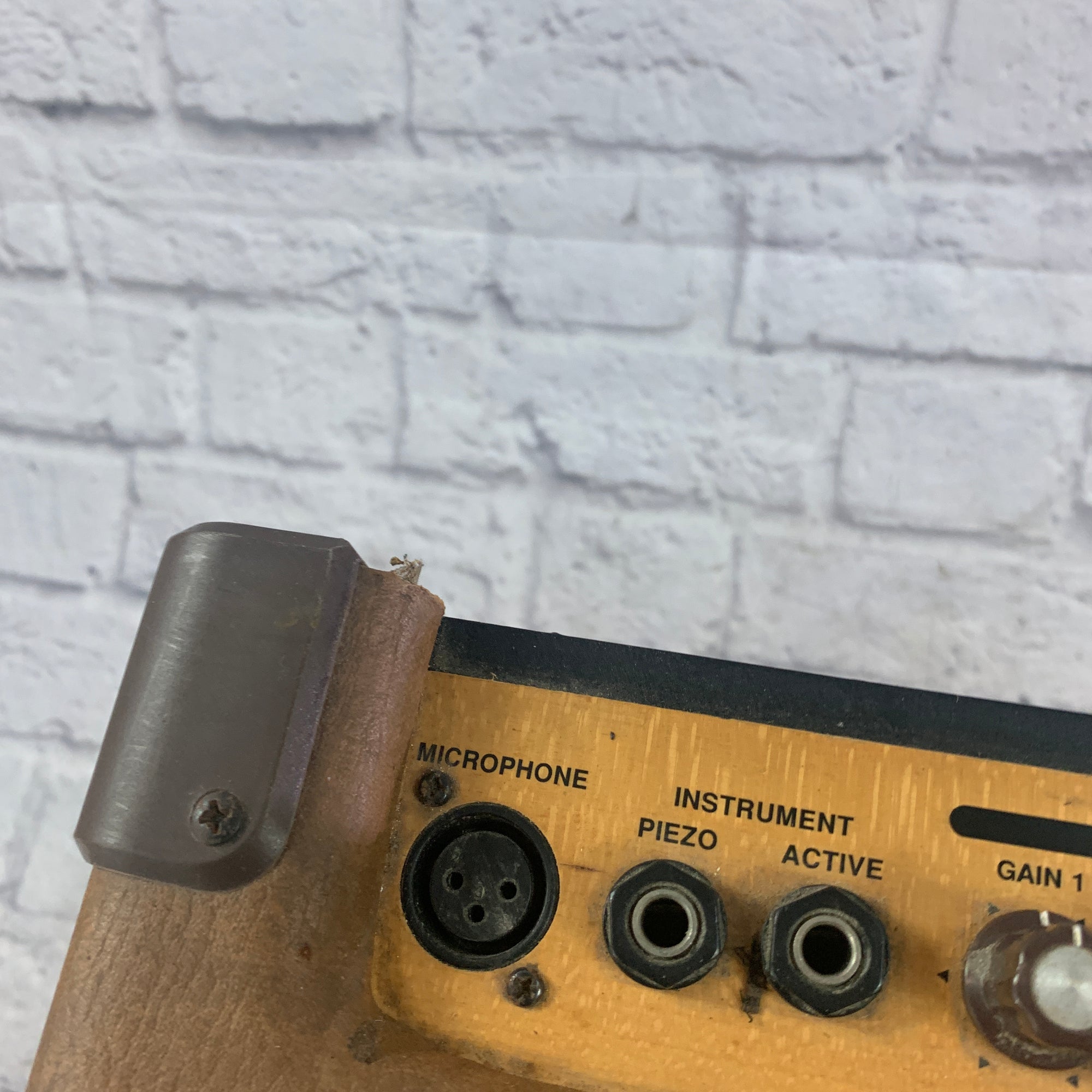 Kustom Sienna 65 Acoustic Guitar Amp