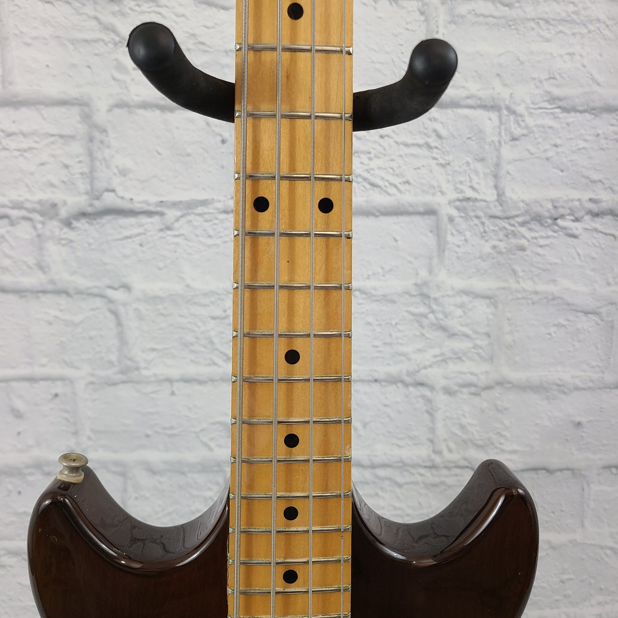 Hondo  Precision II Professional  4 String Bass Guitar