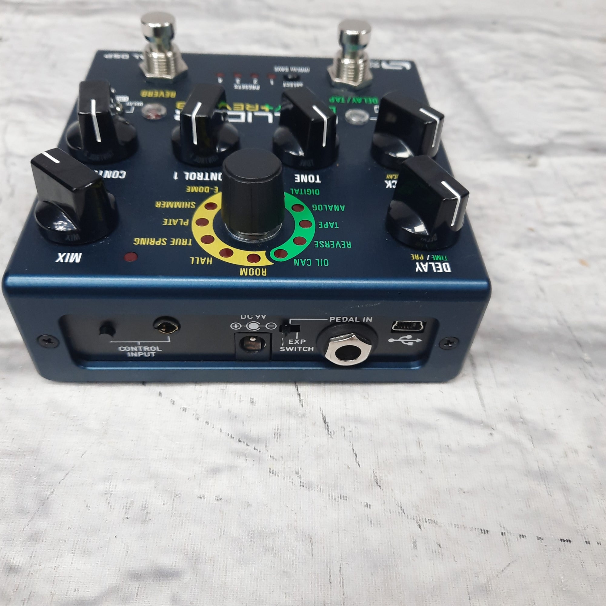Source Audio Collider Delay+Reverb Effect Pedal