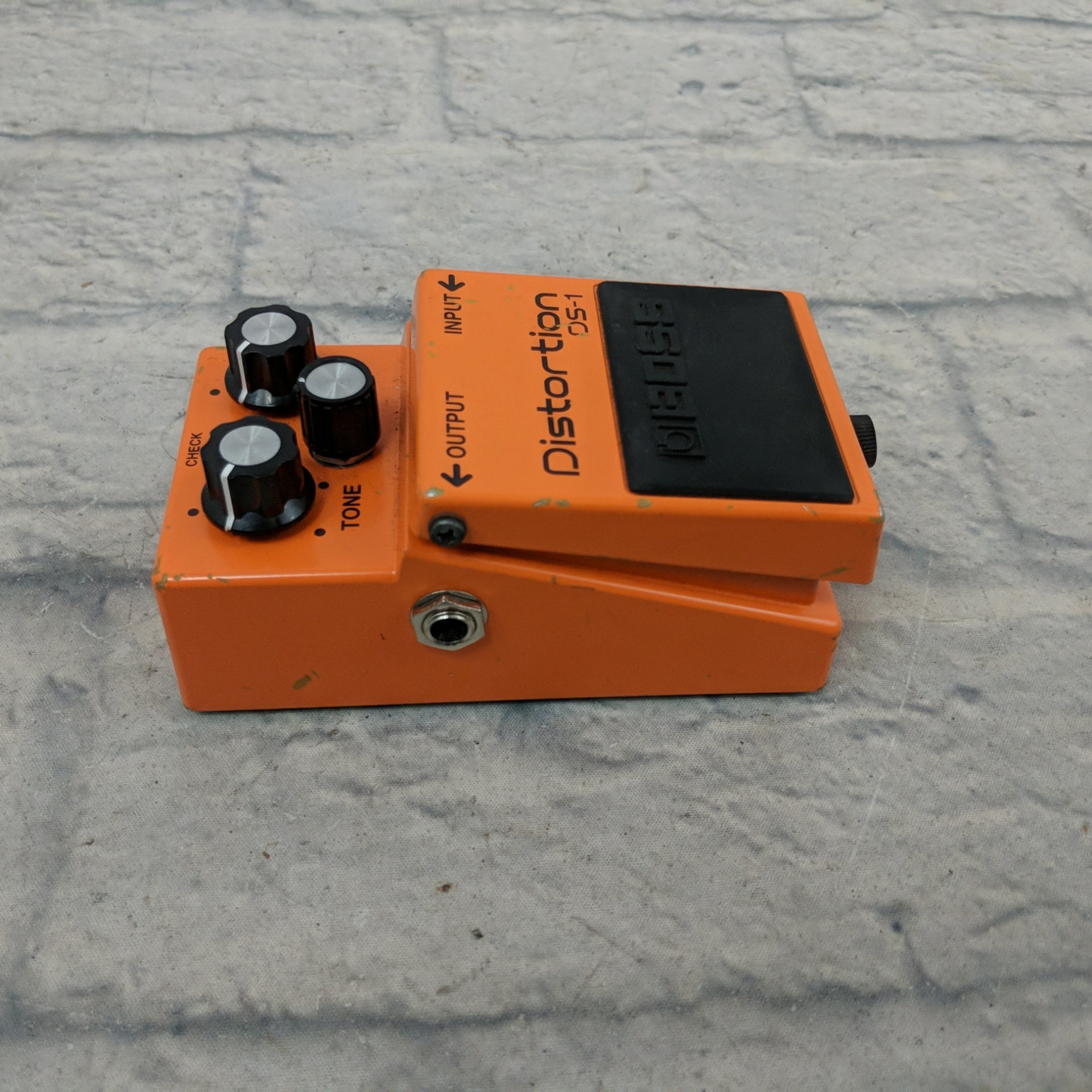 Boss DS-1 Distortion Pedal