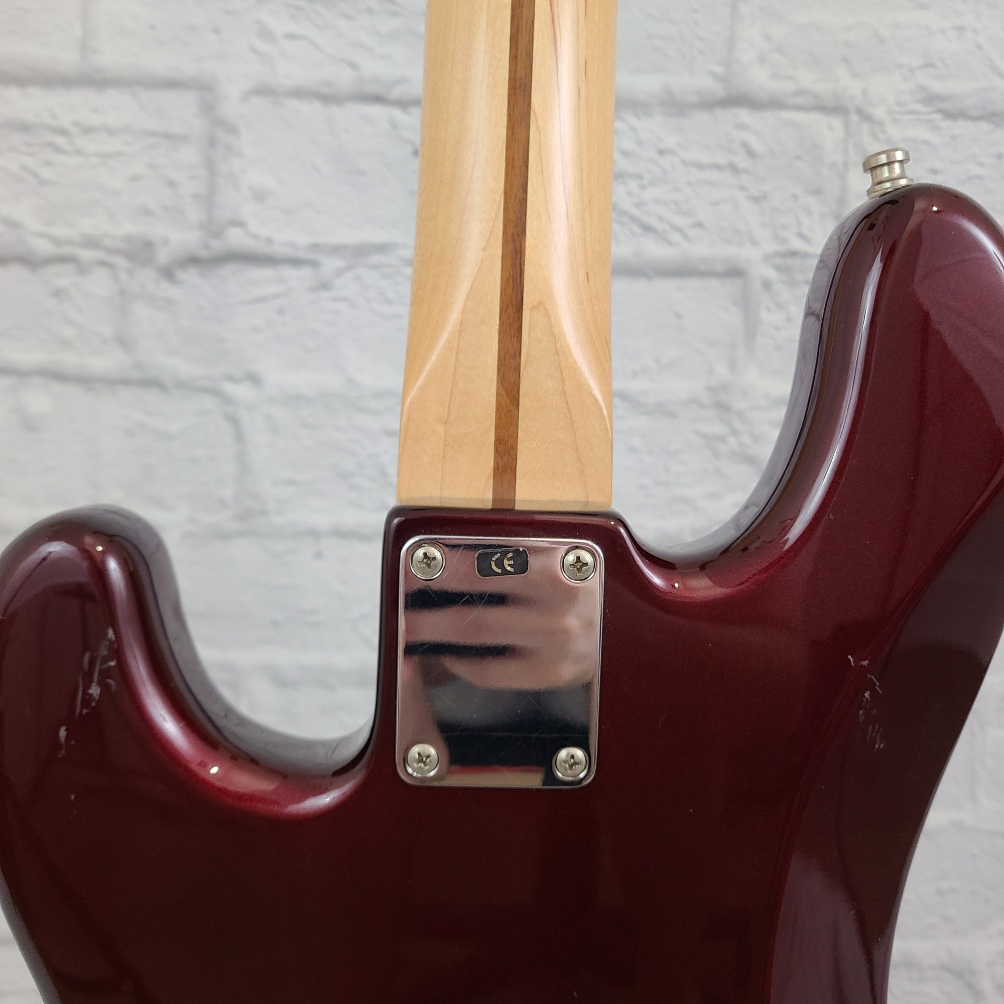 Fender P Bass MIM Midnight Wine PROJECT