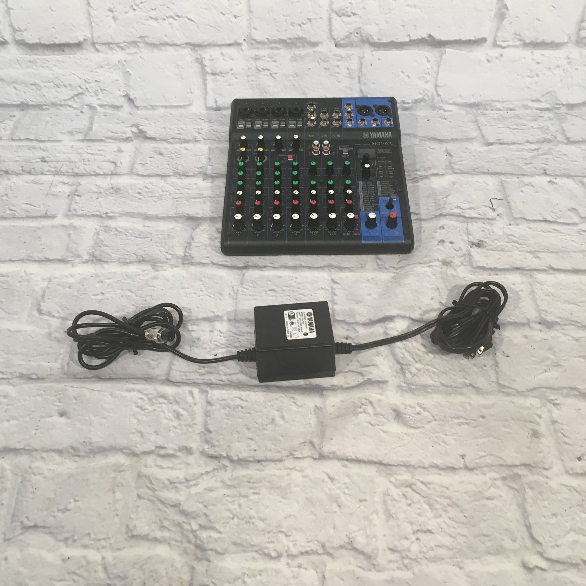 Yamaha MG10XU 10 Channel Audio Mixer