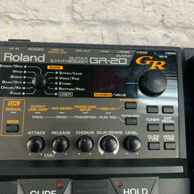 Roland GR20 Guitar Synth with GK3 Pickup