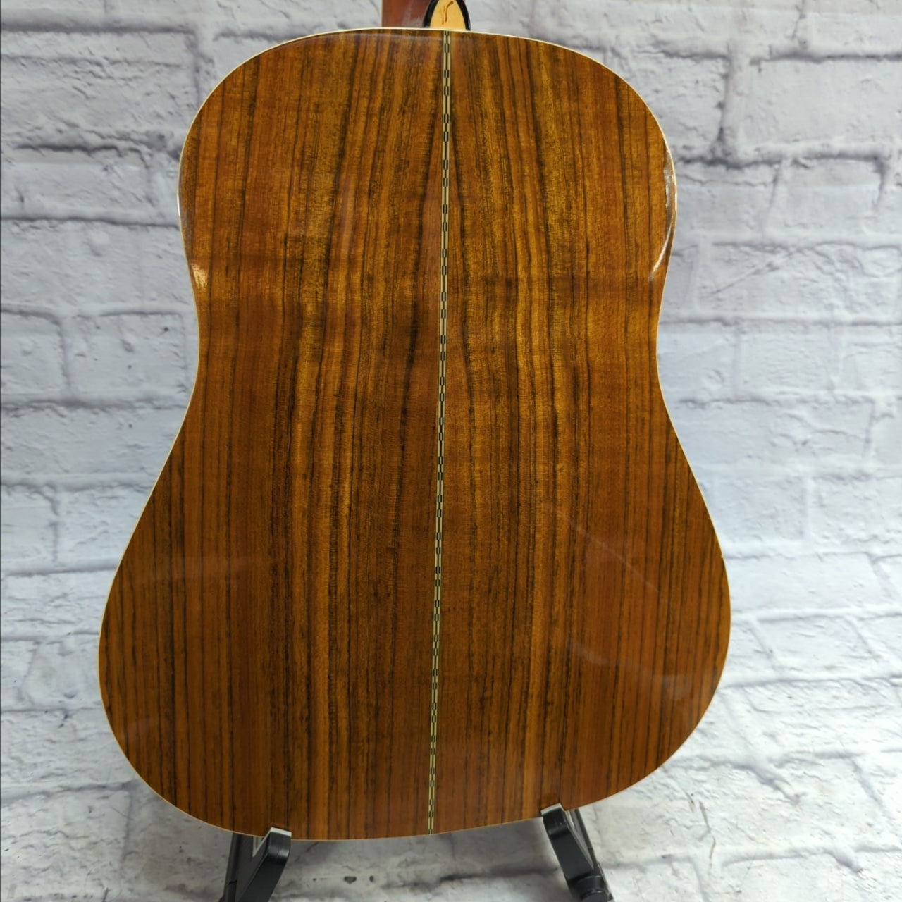 Washburn D 10N Acoustic Guitar