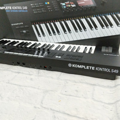 Native Instruments Komplete Kontrol S49 Smart Keyboard