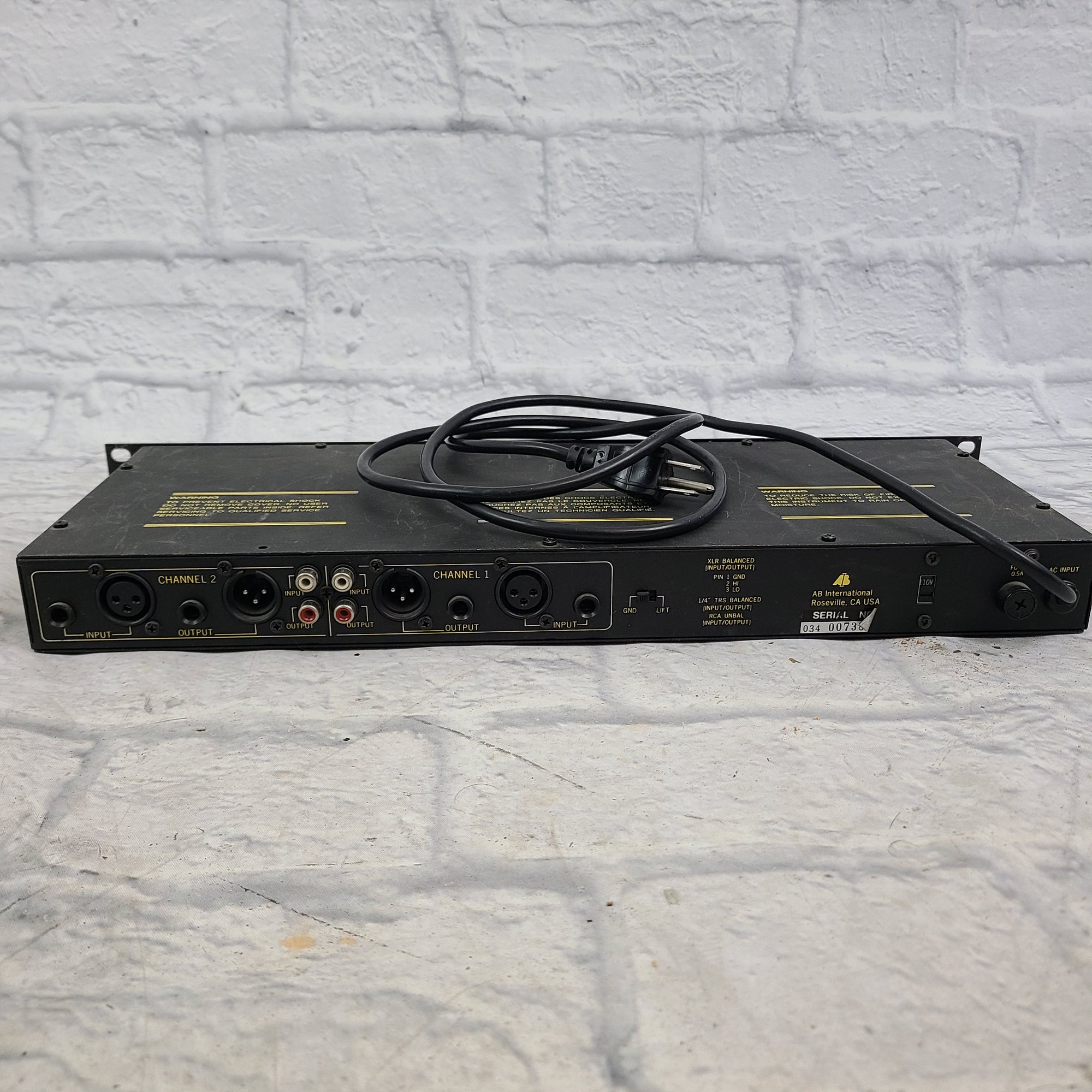 AB International Model 215 Rack EQ
