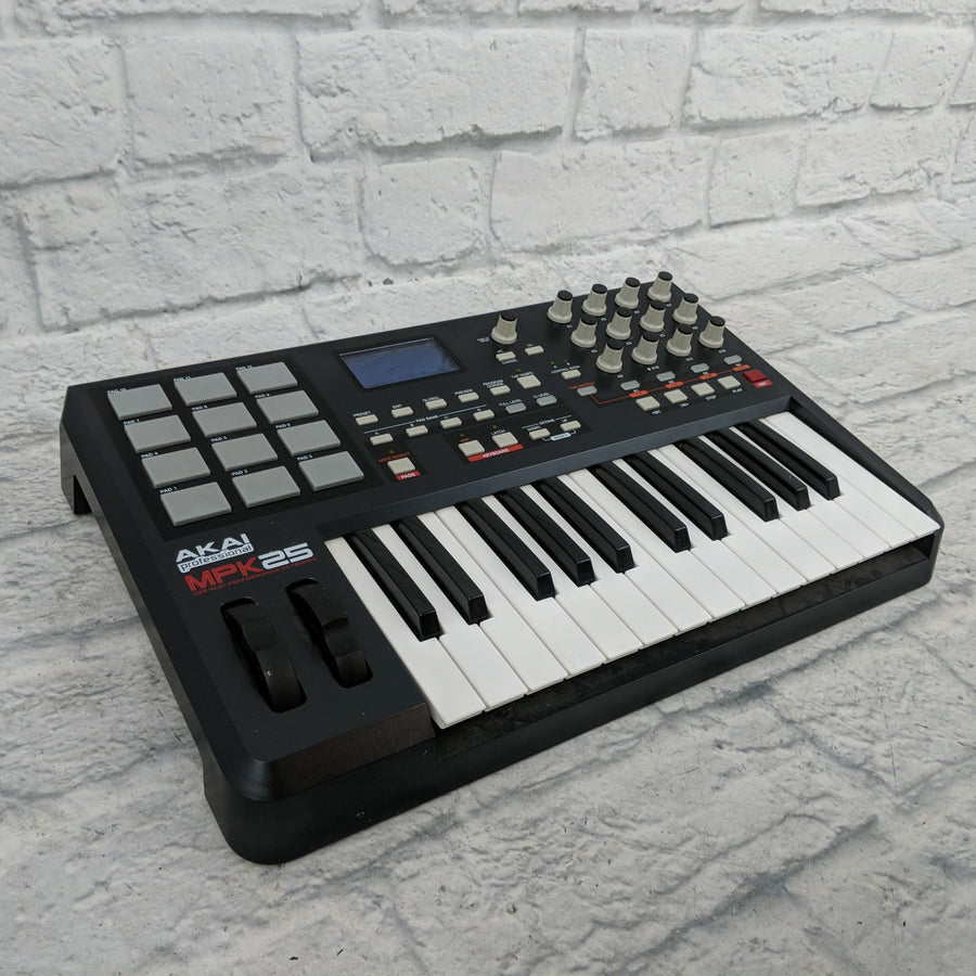 Akai Professional MPK25 Keyboard Midi Controller