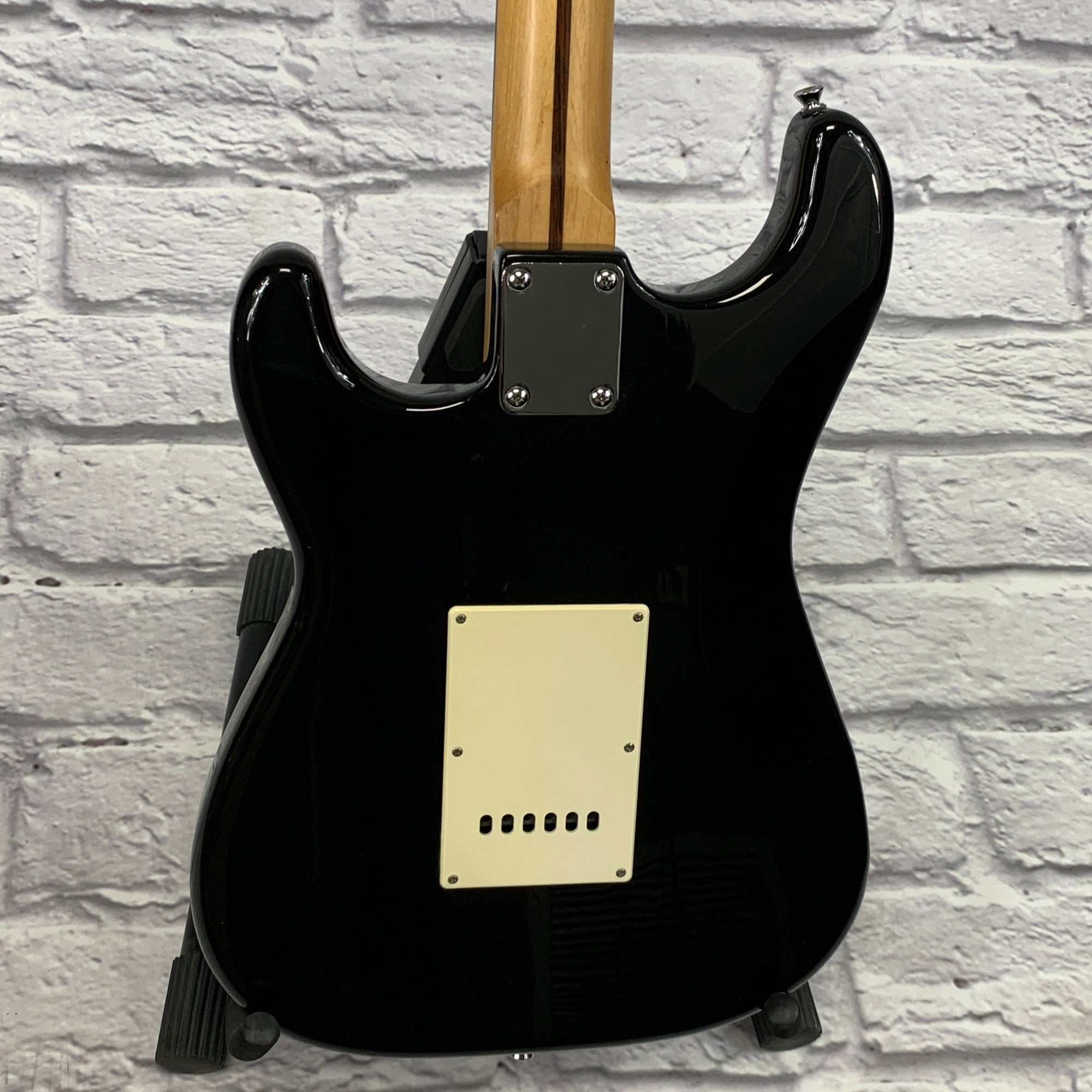 Squier Strat Electric Guitar Black
