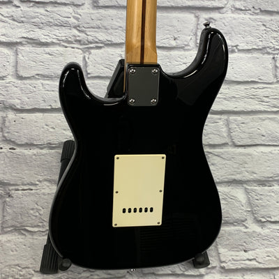 Squier Strat Electric Guitar Black