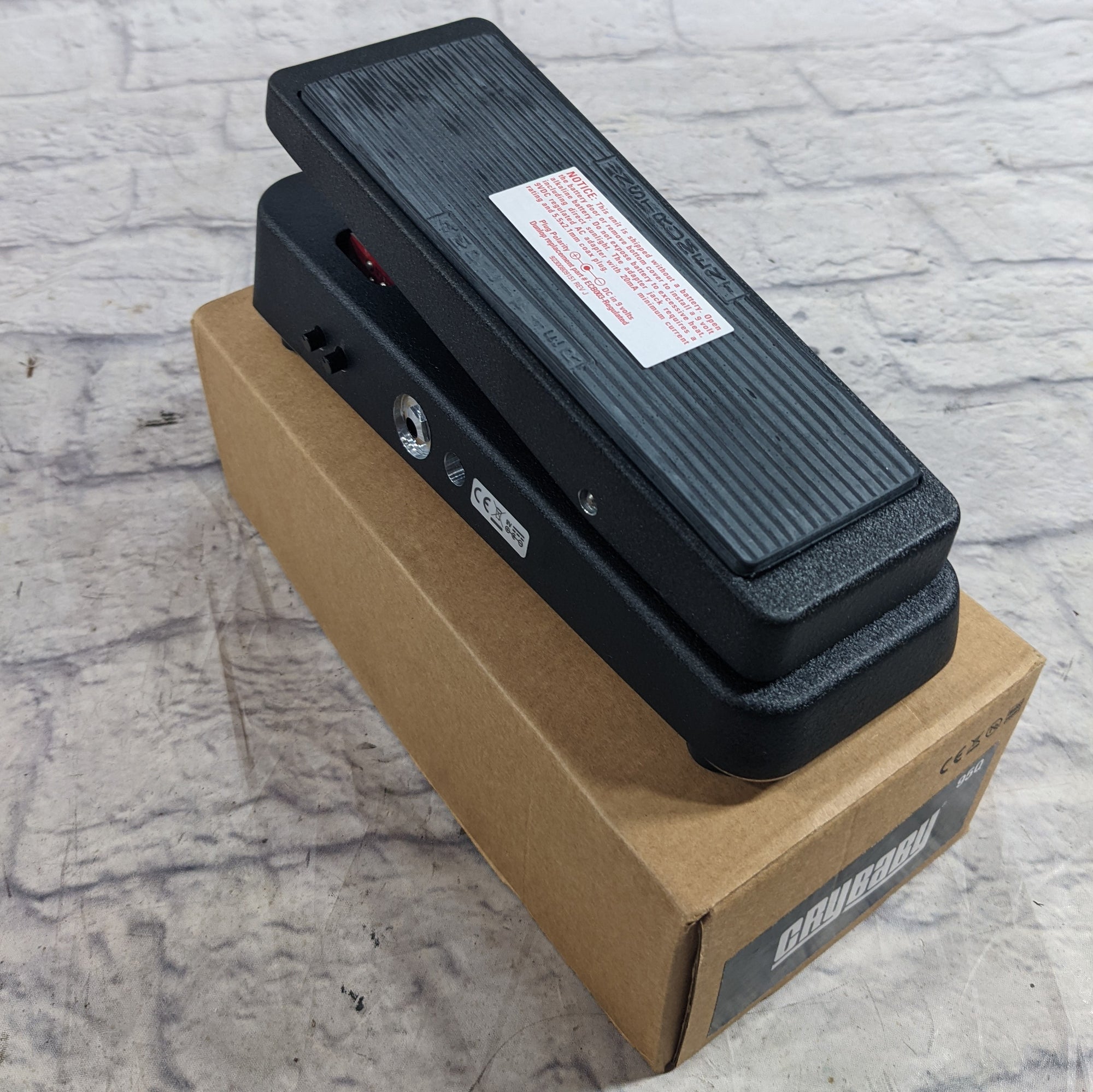 Dunlop 95Q Wah Pedal - Open Box