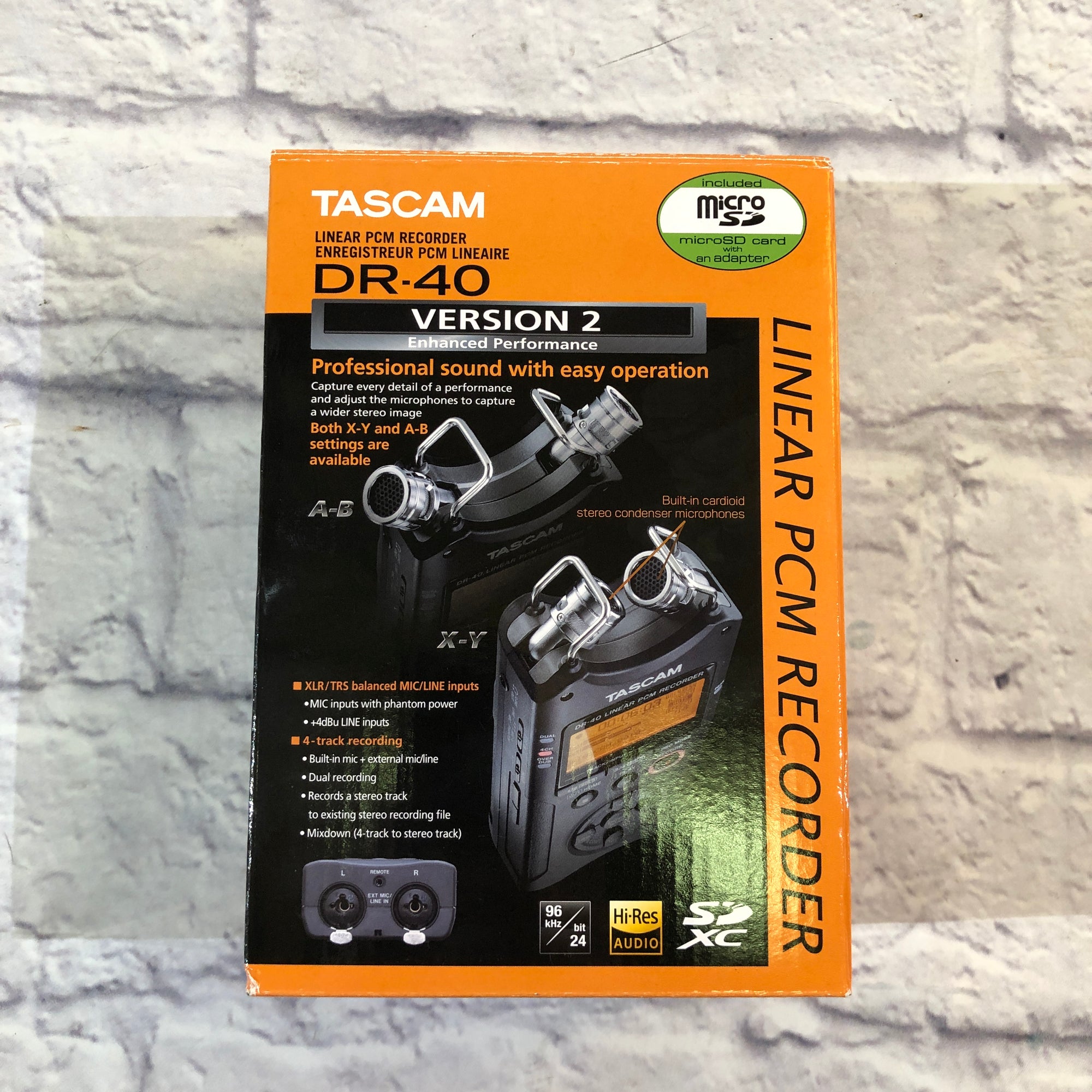 Tascam DR-40 Digital PCM Field Recorder