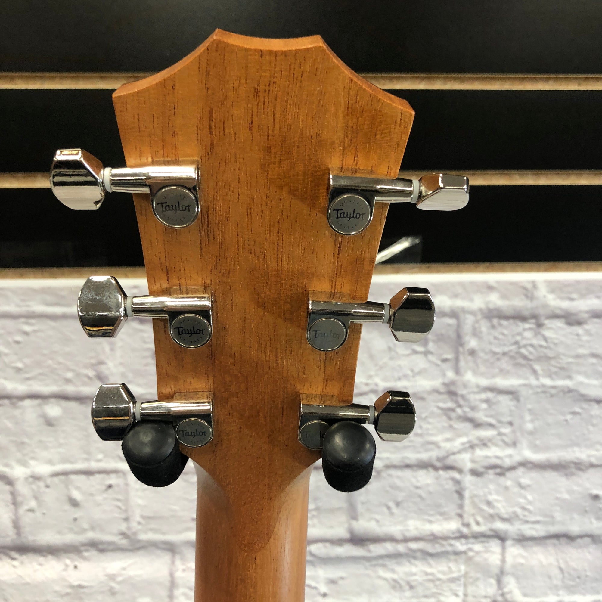 Taylor GTe Urban Ash Grand Theater Acoustic Guitar