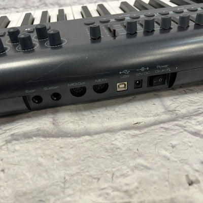 M-Audio Axiom 61 61-Key USB MIDI Controller