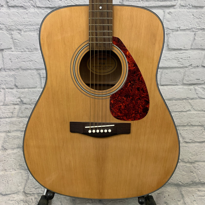 Yamaha F335 Dreadnought Acoustic Guitar - Evolution Music