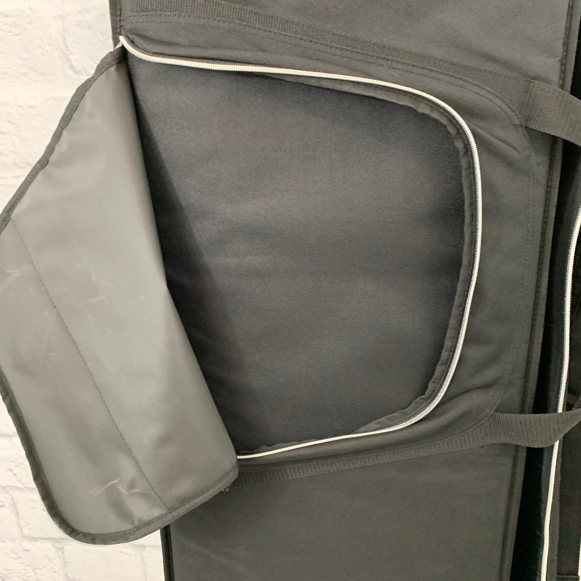 Road Runner RXP15KB Rolling Keyboard Bag