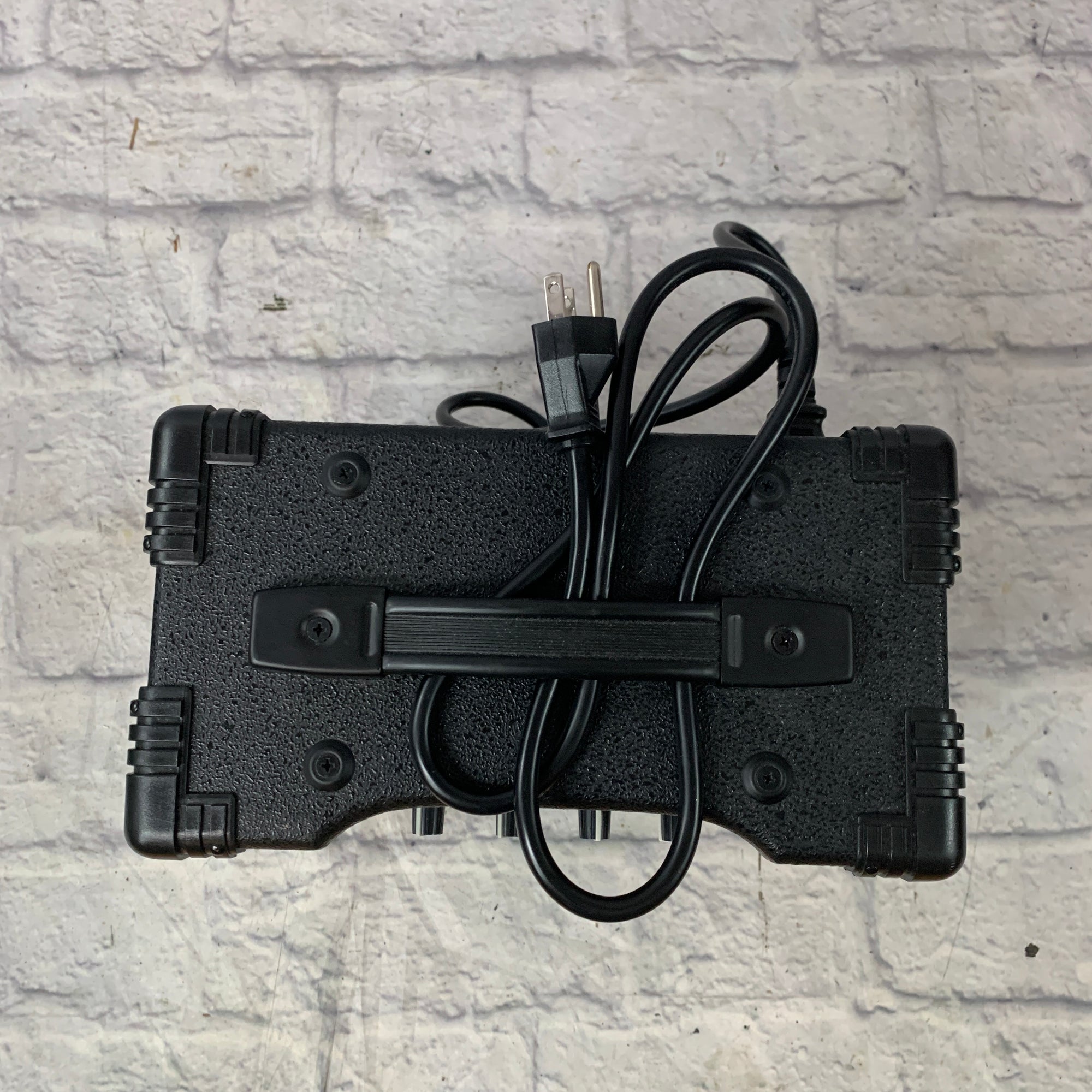 First Act Mark II M2A-15 Guitar Amp